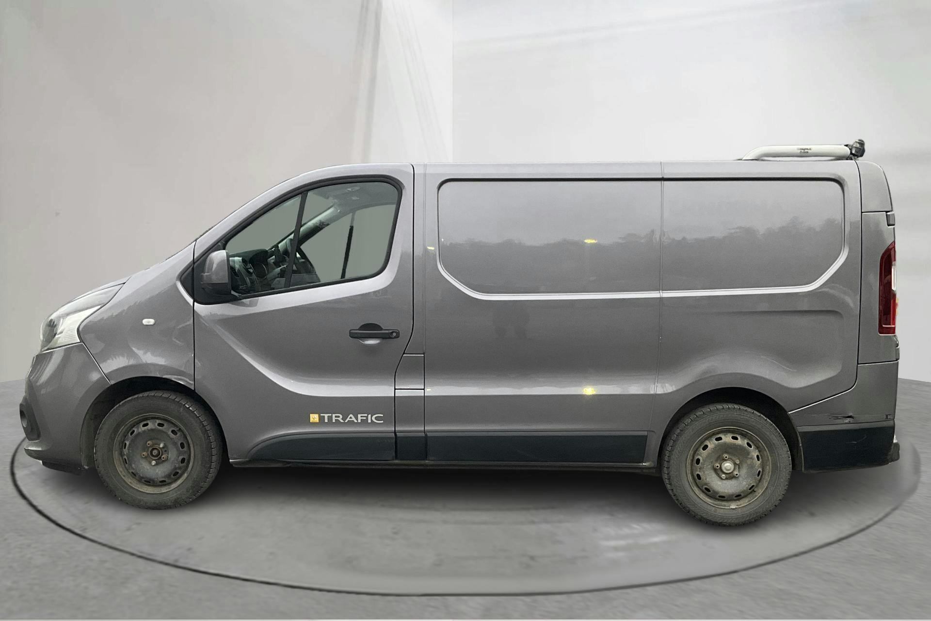 Esittelykuva 2 osoitteesta 13: Renault Trafic 1.6 dCi Skåp (140hk) - 253 990 km - Manuaalinen - harmaa - 2015