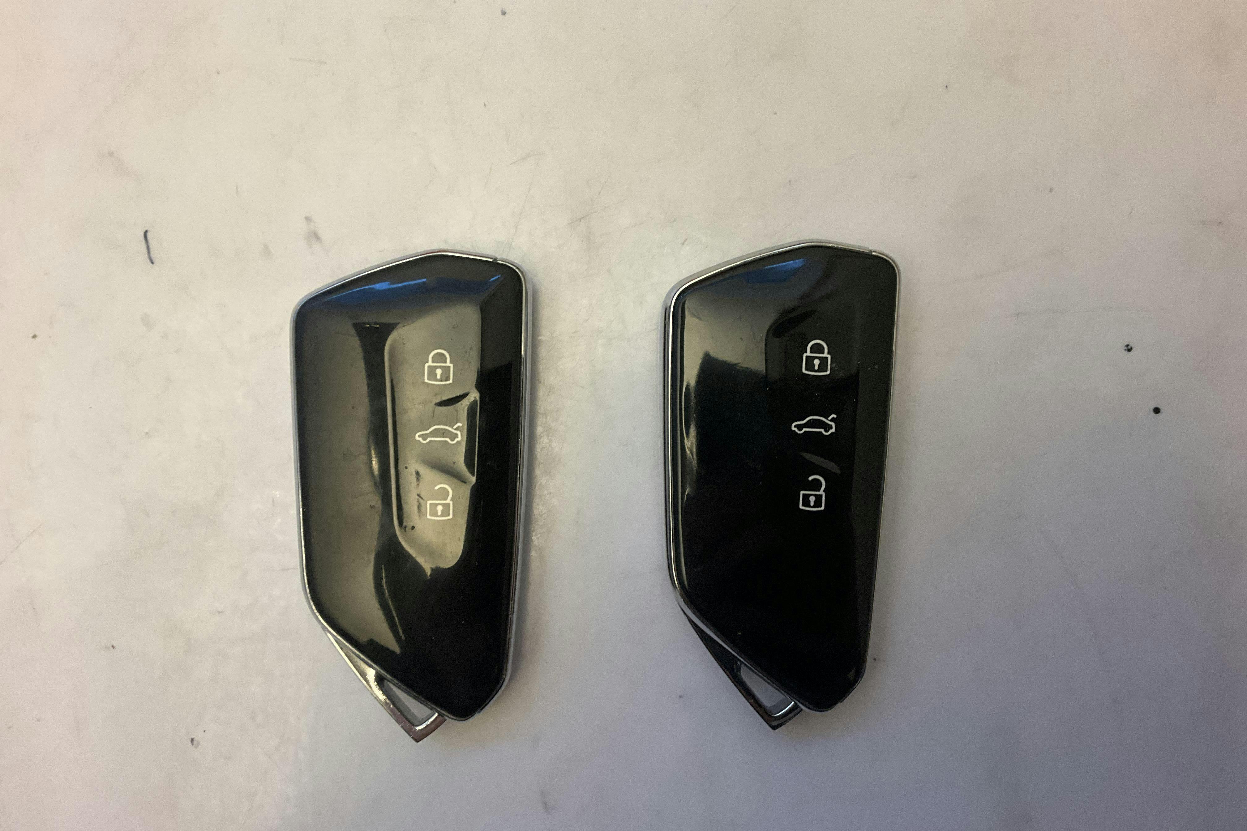 Presentationsfoto 12 av 12: Seat Leon 1.5 TGI 5dr (130hk) - 1 760 mil - Automat - röd - 2022