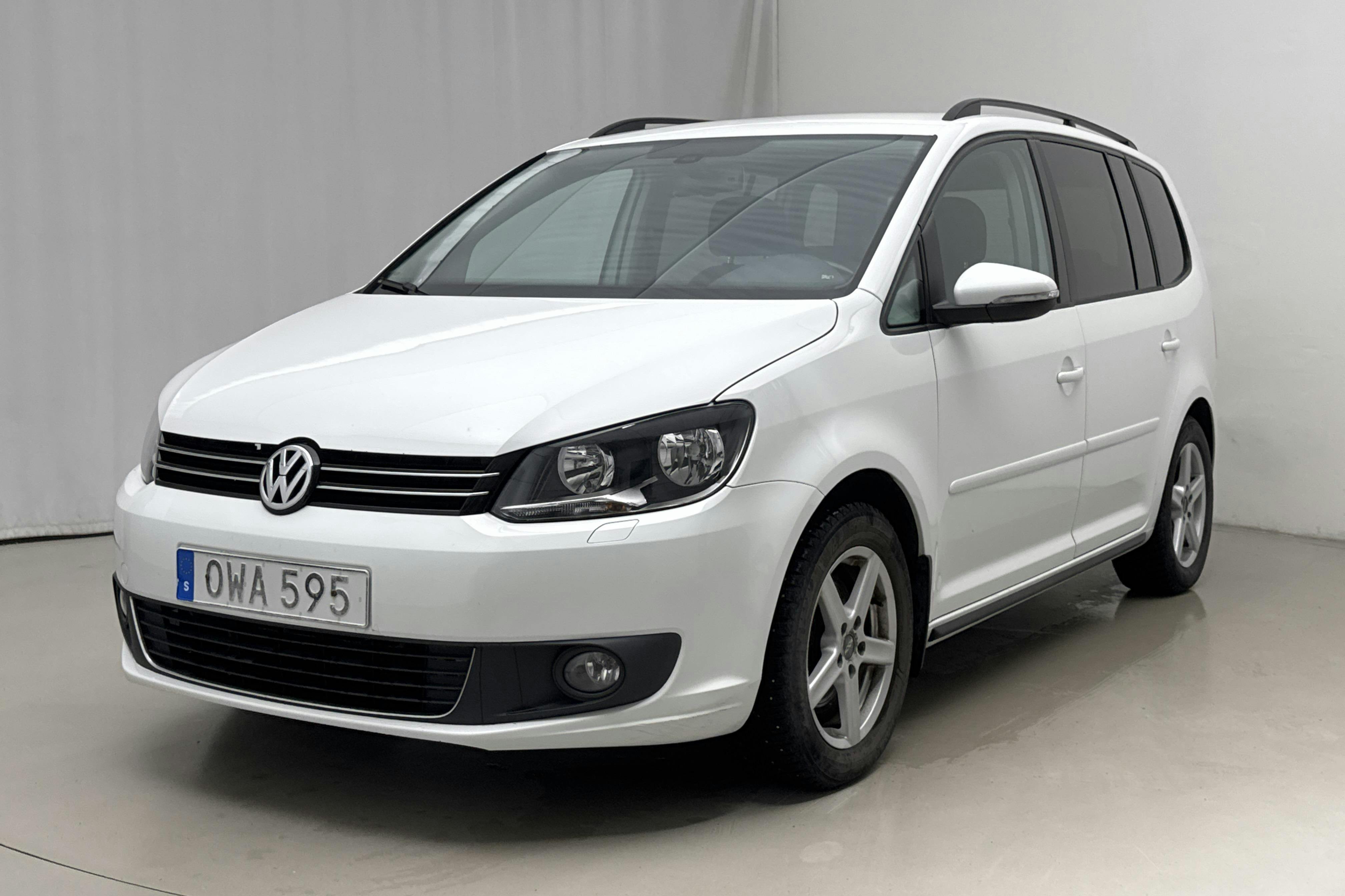 Presentation photo 1 of 19: VW Touran 1.4 TSI (140hk) - 148 090 km - Manual - white - 2015