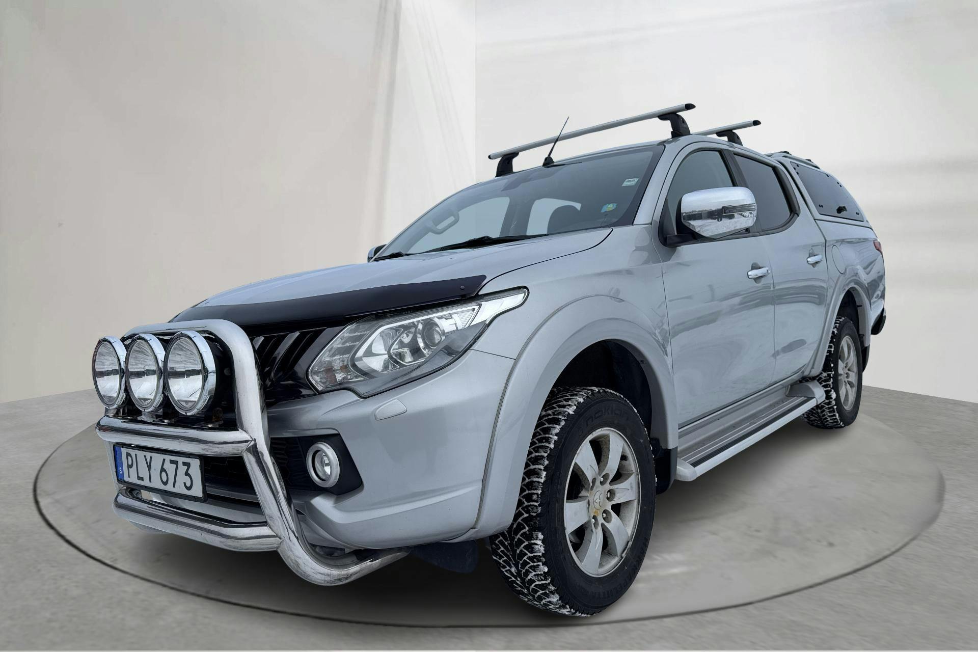 Presentation photo 1 of 15: Mitsubishi L200 2.4 DI-D (181hk) - 204 010 km - Automatic - silver - 2017