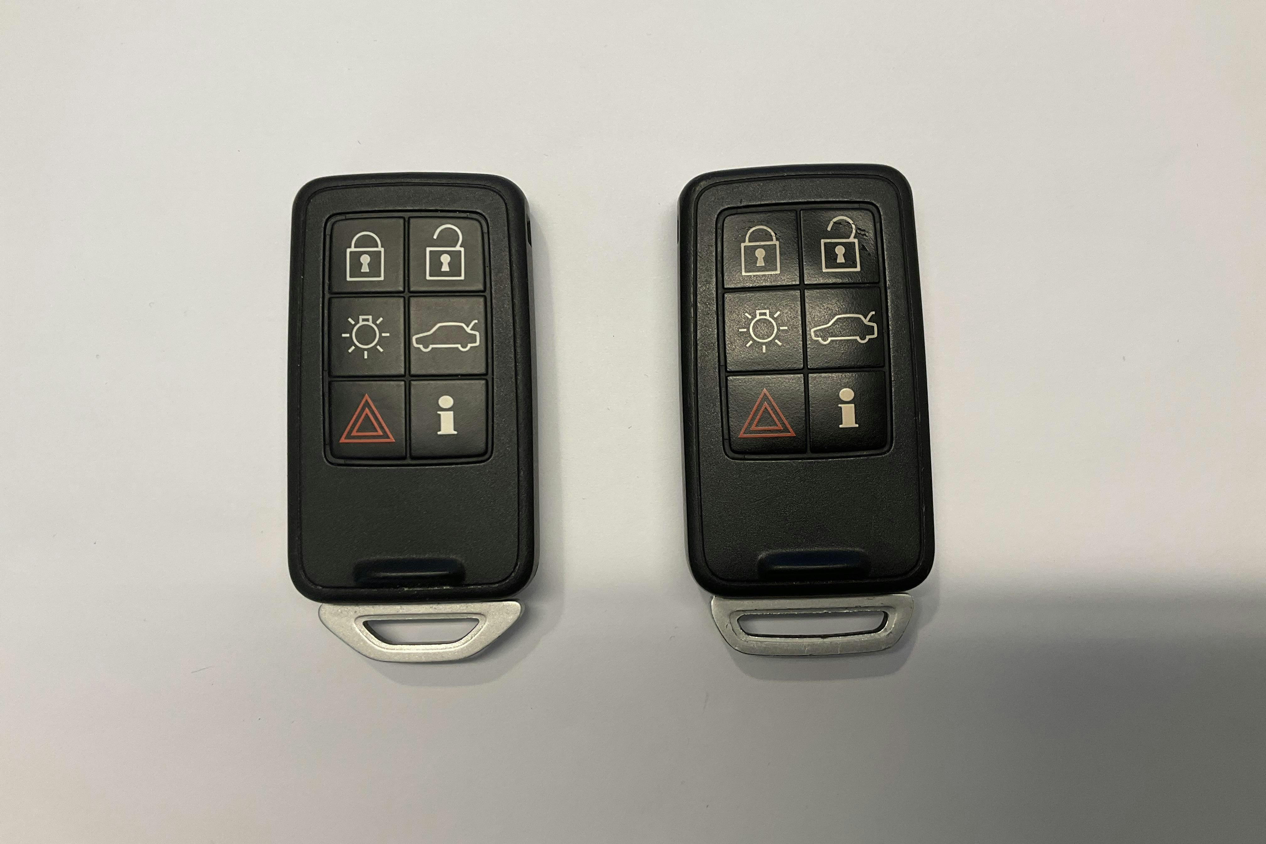 Esitlusfoto 15 aadressil 15: Volvo V60 D4 Cross Country (190hk) - 166 390 km - Automaatne - hall - 2016