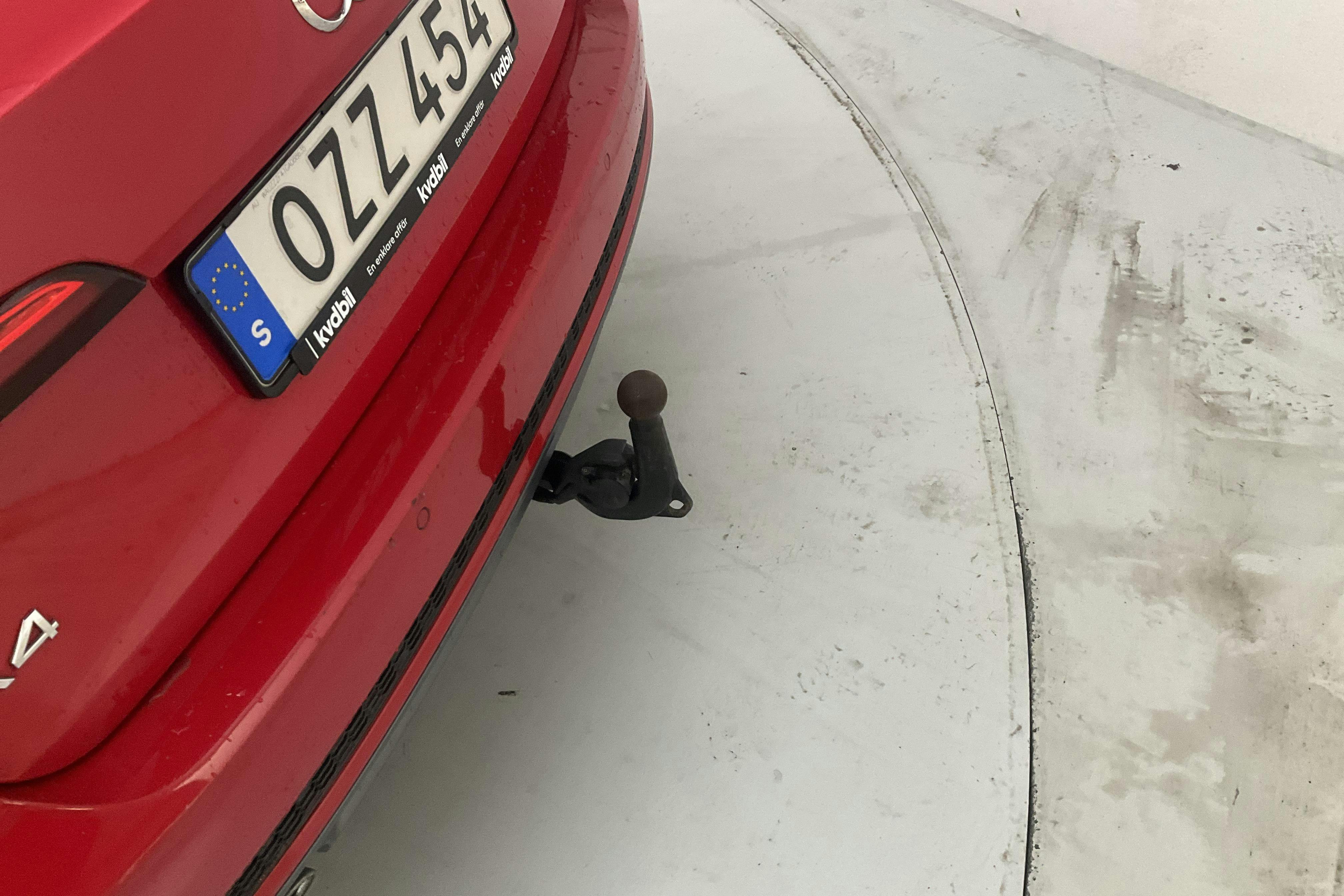 Esittelykuva 13 osoitteesta 13: Audi A4 2.0 TDI Avant quattro (190hk) - 199 380 km - Automaattinen - punainen - 2016