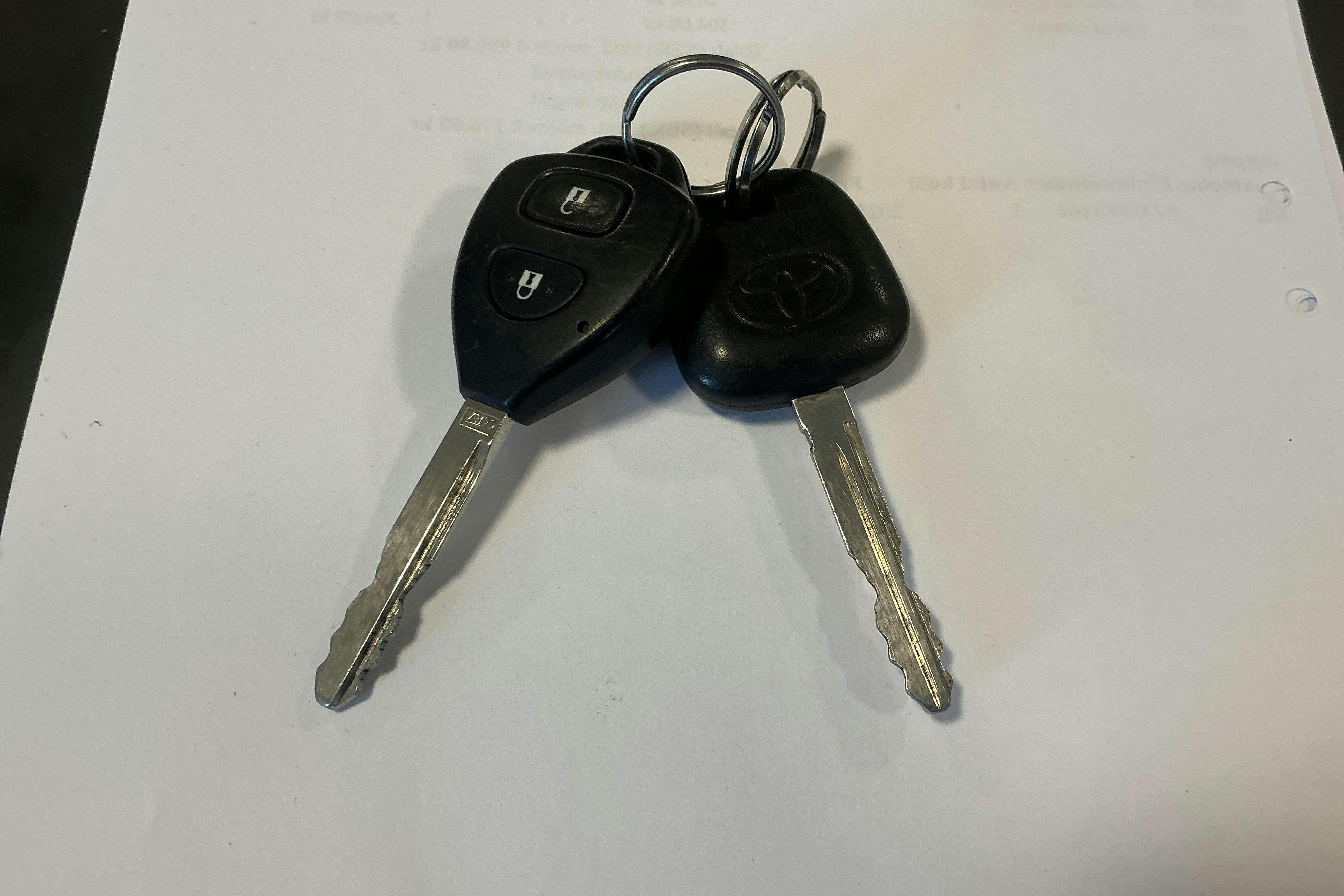 Esitlusfoto 13 aadressil 13: Toyota Yaris 1.33 5dr (100hk) - 146 520 km - Automaatne - valge - 2013