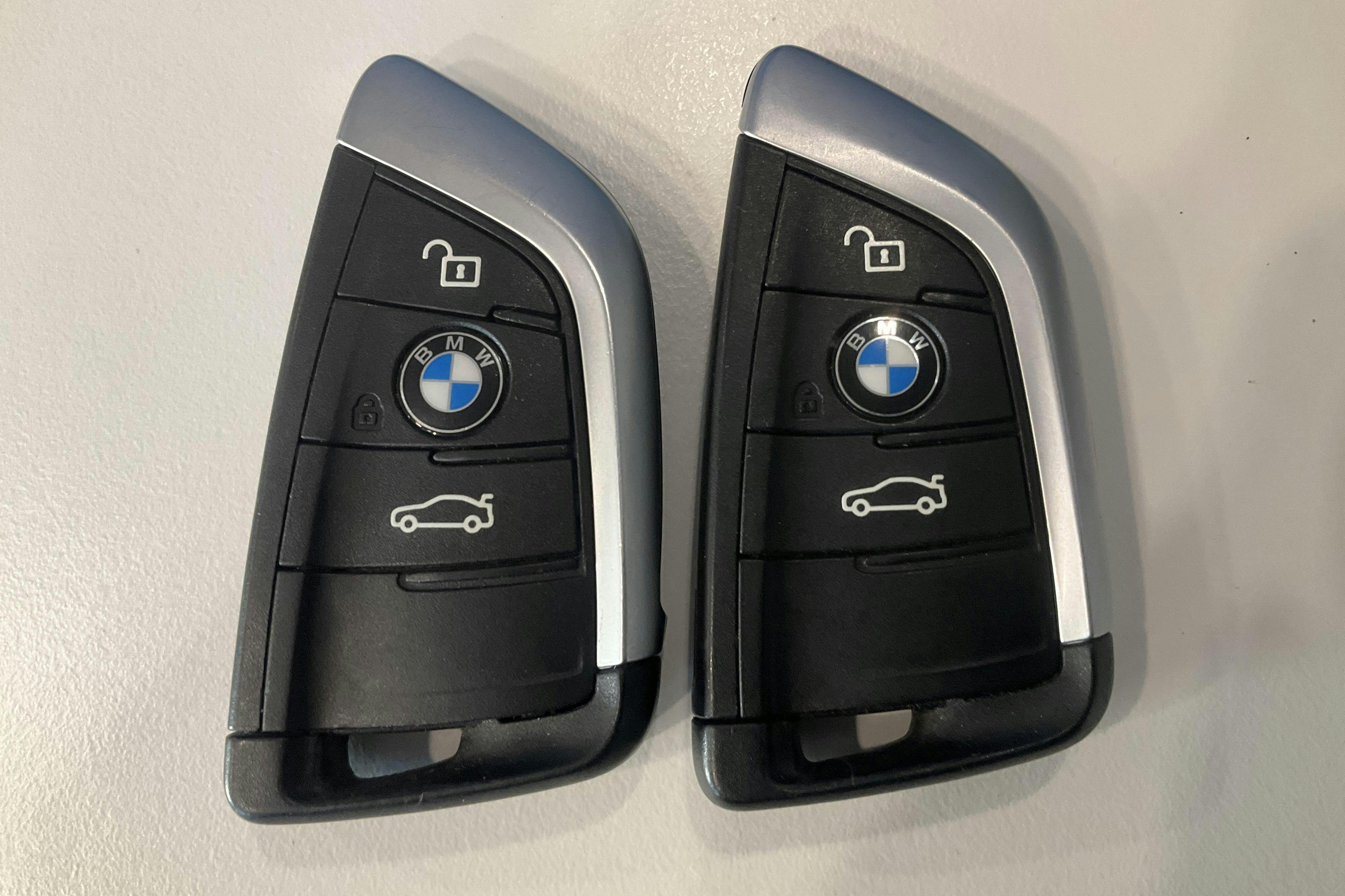 Presentationsfoto 21 av 21: BMW X1 xDrive25e 9,7kWh LCI, F48 (220hk) - 5 895 mil - Automat - vit - 2022