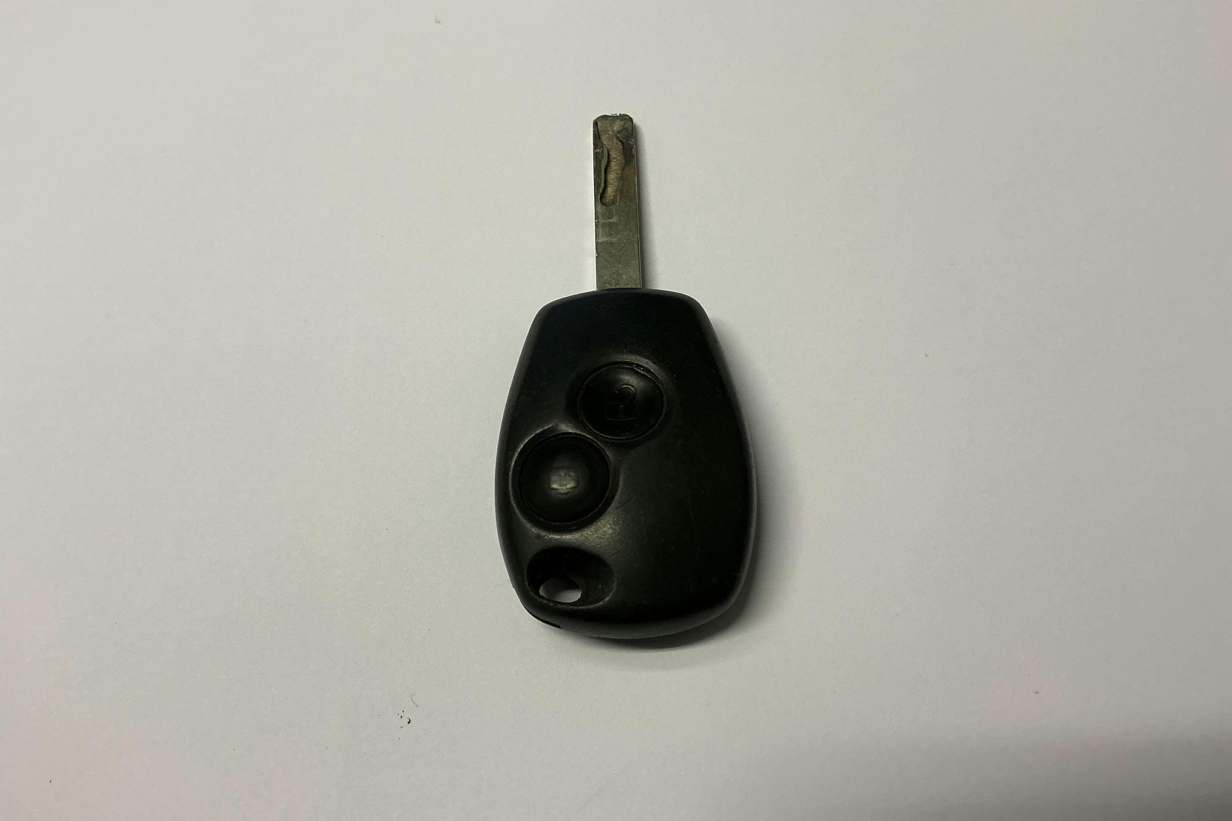 Zdjęcie prezentacyjne 14 z 14: Nissan NV400 2.3 dCi Volymskåp (145hk) - 234 780 km - Manualna - biały - 2017