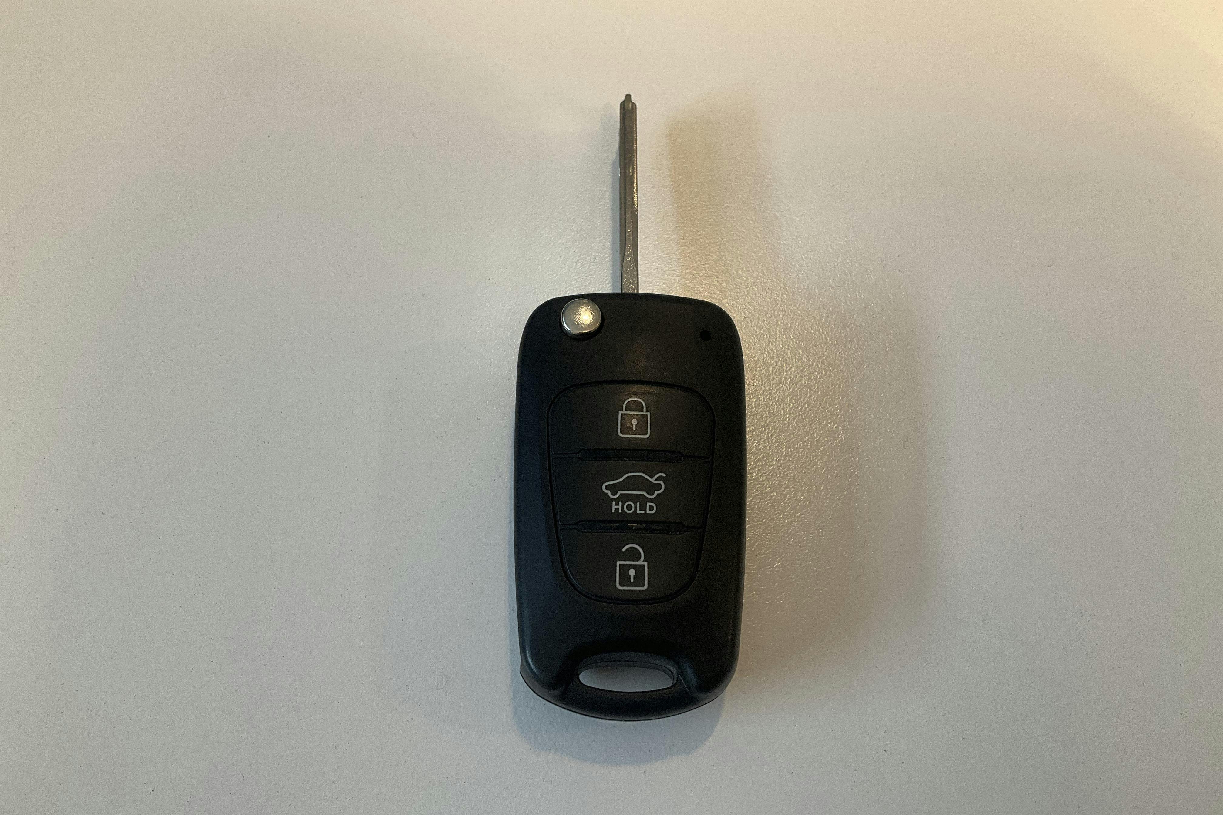 Esittelykuva 12 osoitteesta 12: Hyundai i30 1.6 CRDi 5dr (110hk) - 221 080 km - Manuaalinen - musta - 2014