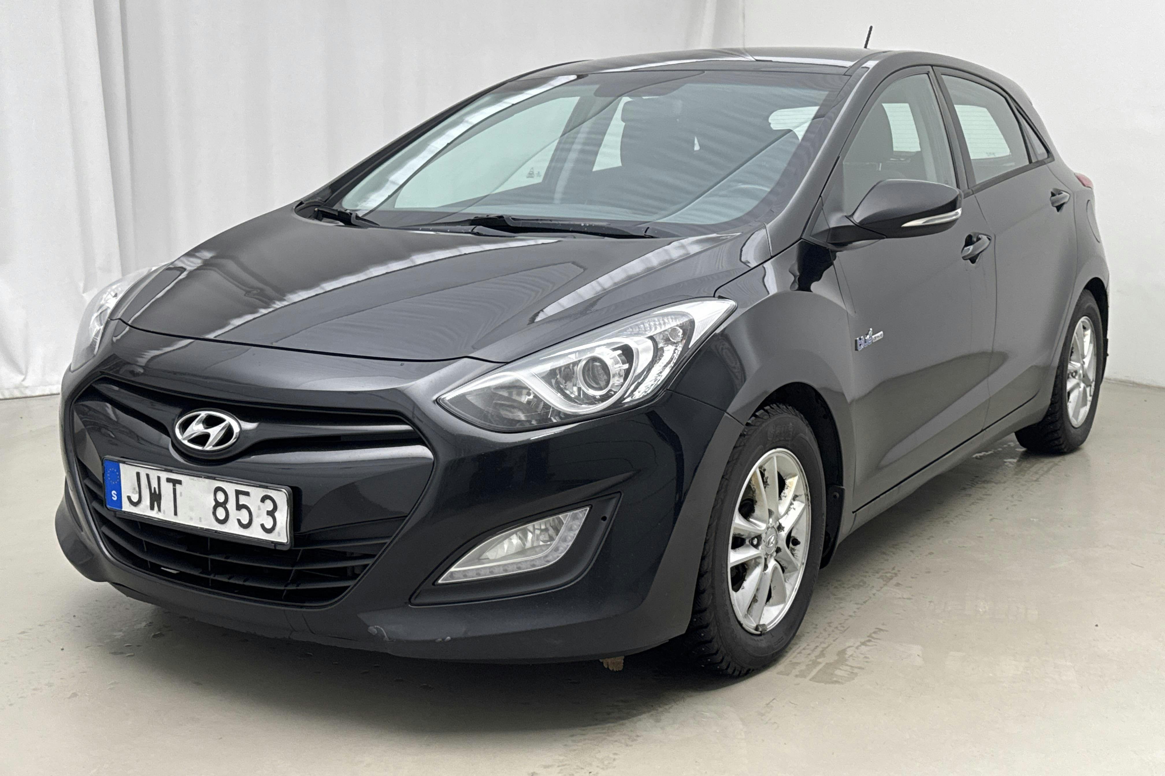 Esittelykuva 1 osoitteesta 12: Hyundai i30 1.6 CRDi 5dr (110hk) - 221 080 km - Manuaalinen - musta - 2014