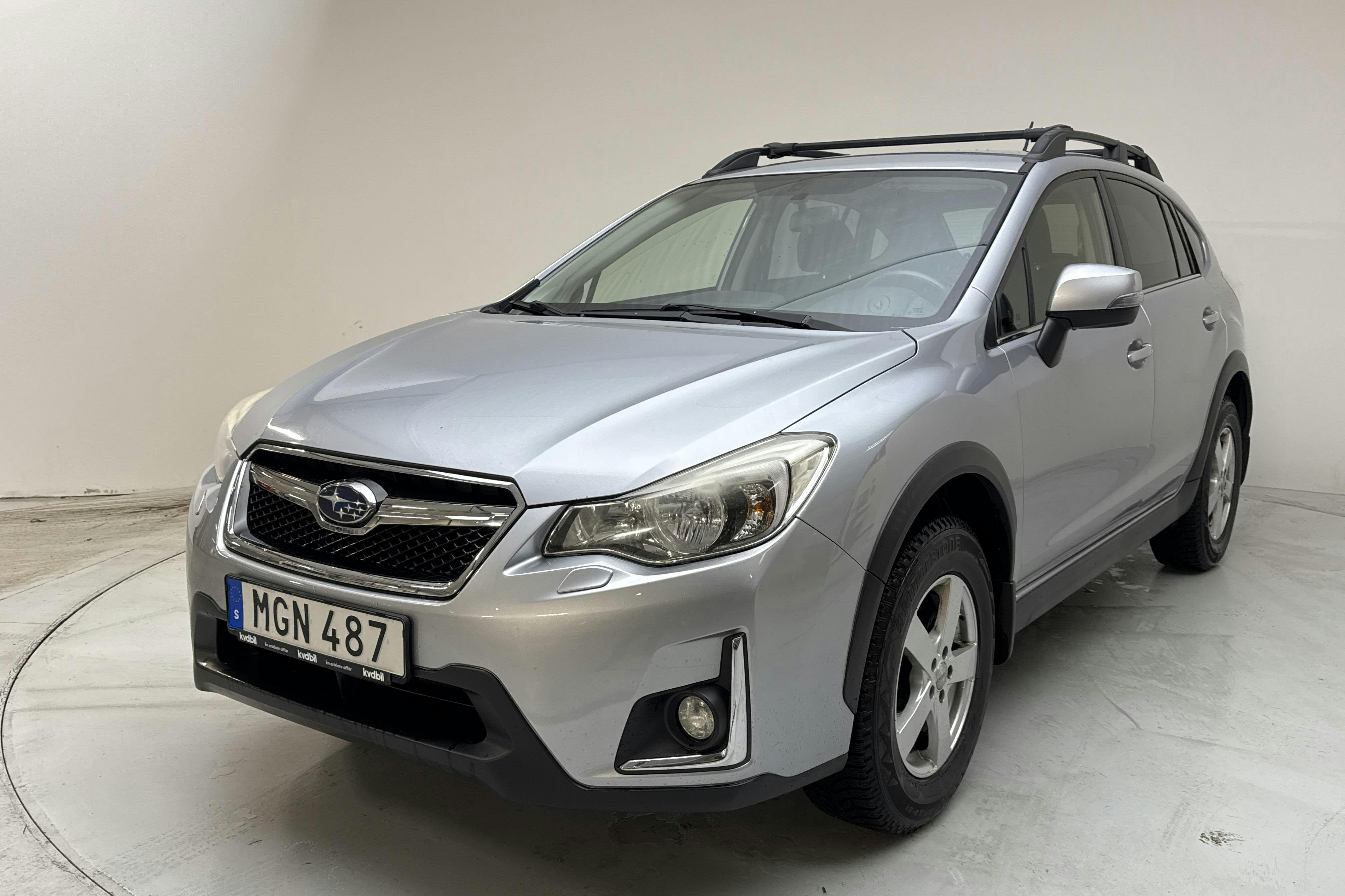 Subaru XV 2.0i (150hk) - 15 360 mil - Automat - silver - 2016
