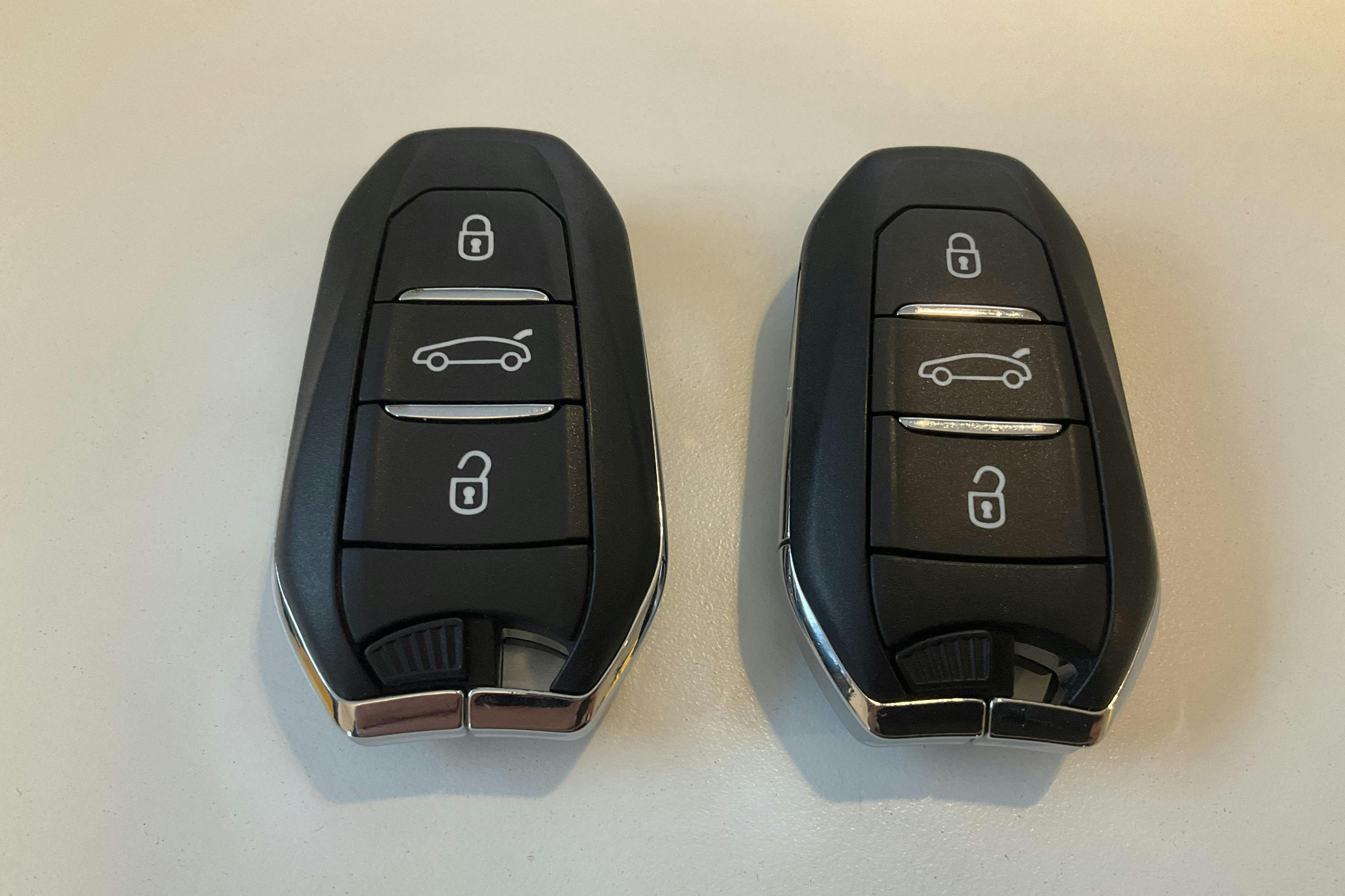 Presentation photo 21 of 21: Opel Corsa 1.2 P100 5dr (100hk) - 18 180 km - Automatic - gray - 2020