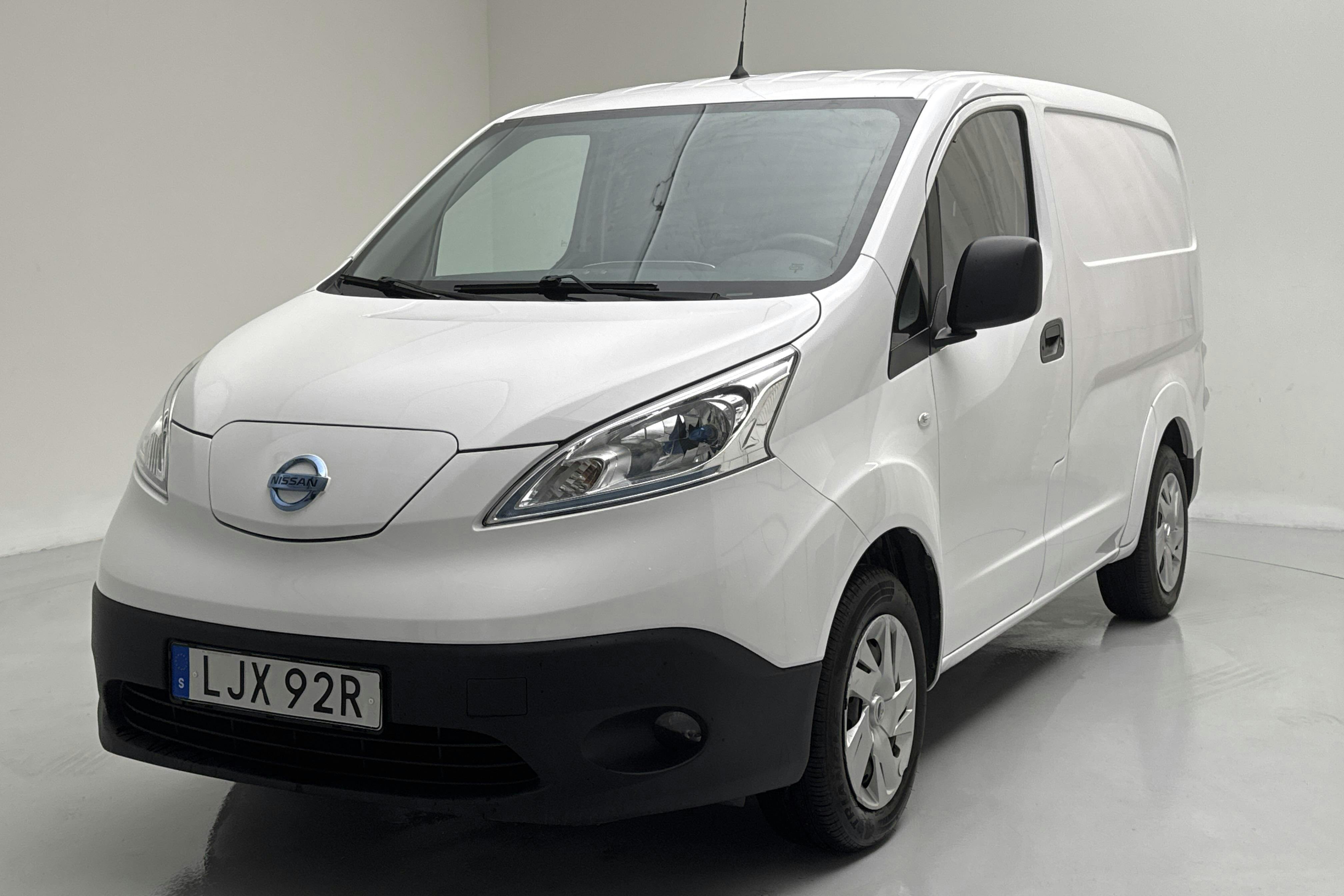 Esittelykuva 1 osoitteesta 15: Nissan e-NV200 40kWh (109hk) - 61 470 km - Automaattinen - valkoinen - 2020