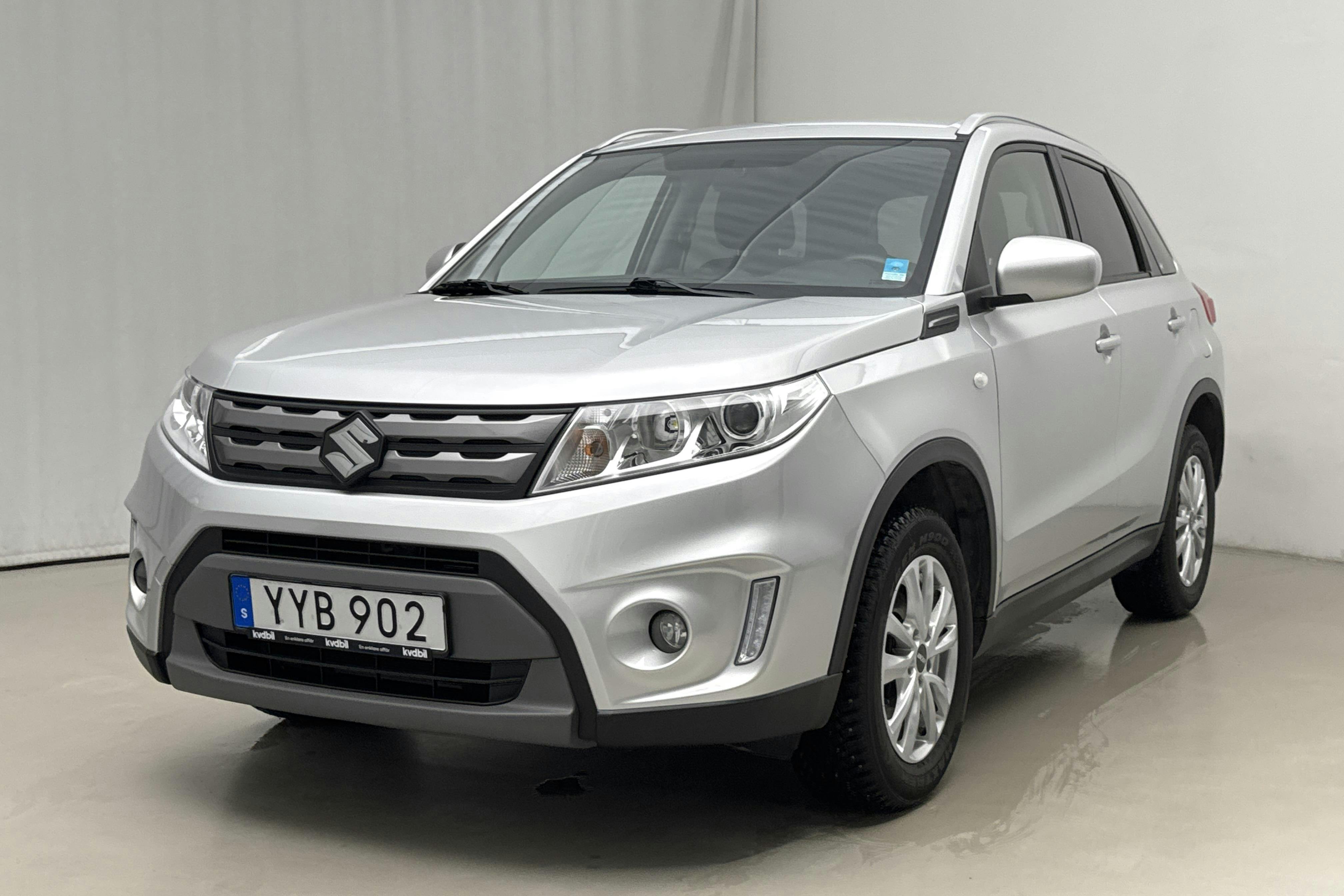 Presentationsfoto 1 av 18: Suzuki Vitara 1.6 Allgrip 4x4 (120hk) - 3 527 mil - Manuell - silver - 2018