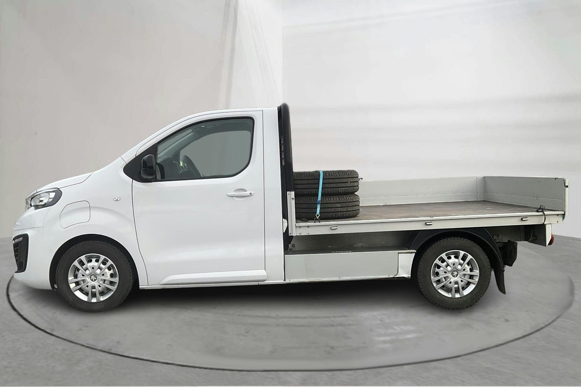 Presentation photo 2 of 15: Peugeot e-Expert 75 kWh (136hk) - 12 590 km - Automatic - 2023