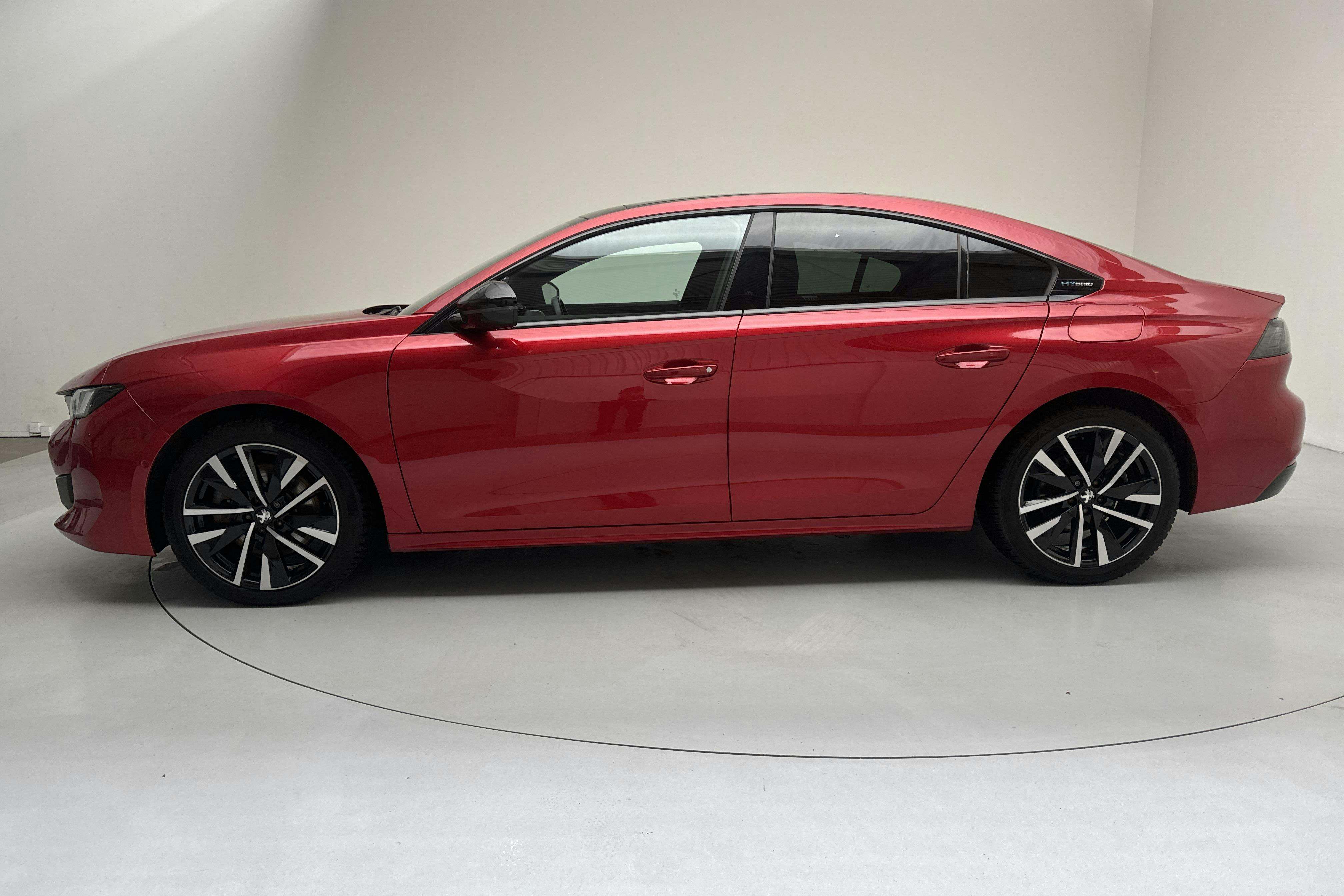 Esitlusfoto 2 aadressil 17: Peugeot 508 1.6 Hybrid 5dr (225hk) - 53 730 km - Automaatne - punane - 2021