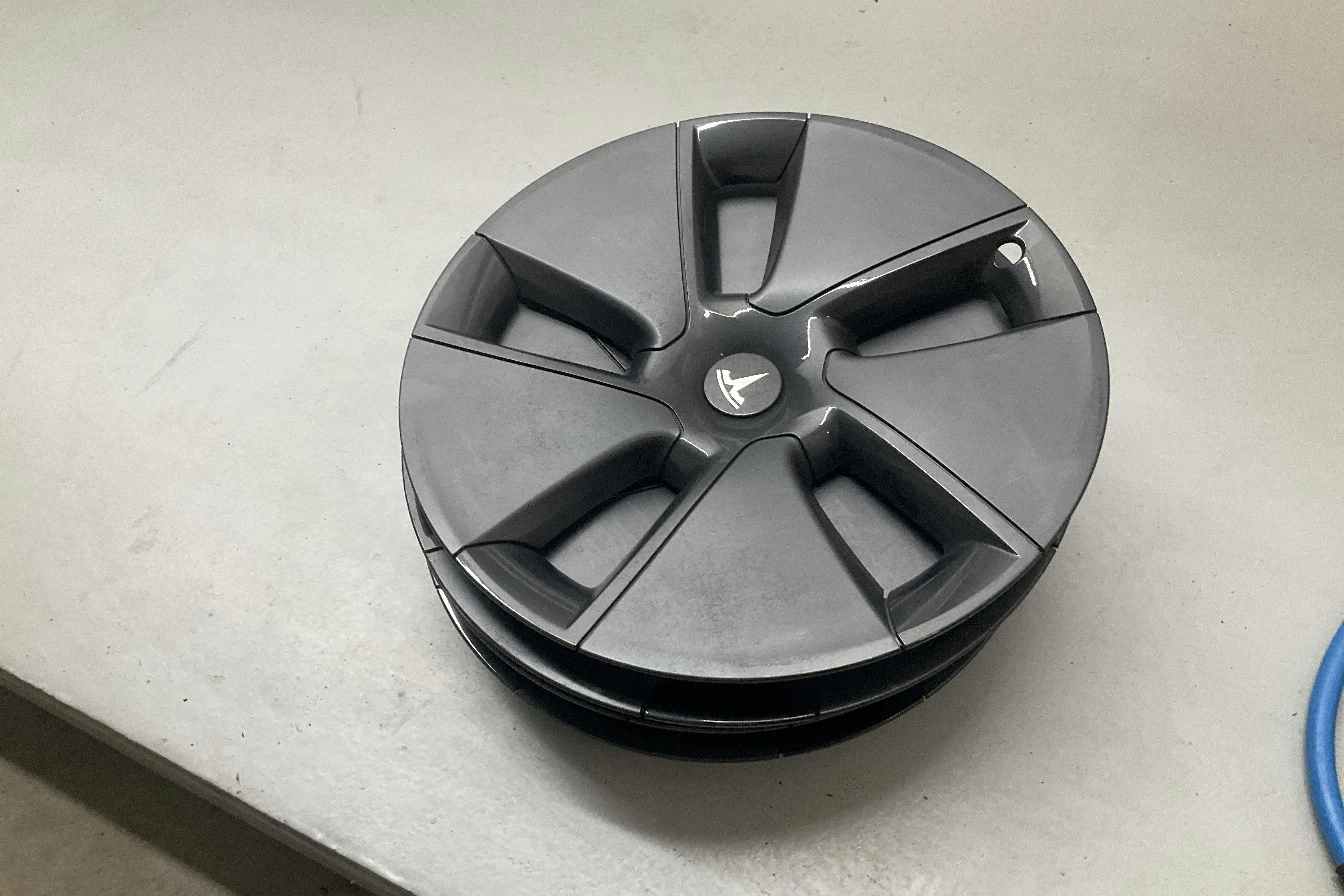 Presentation photo 18 of 18: Tesla Model 3 Long Range Dual Motor AWD - 138 730 km - Automatic - white - 2021