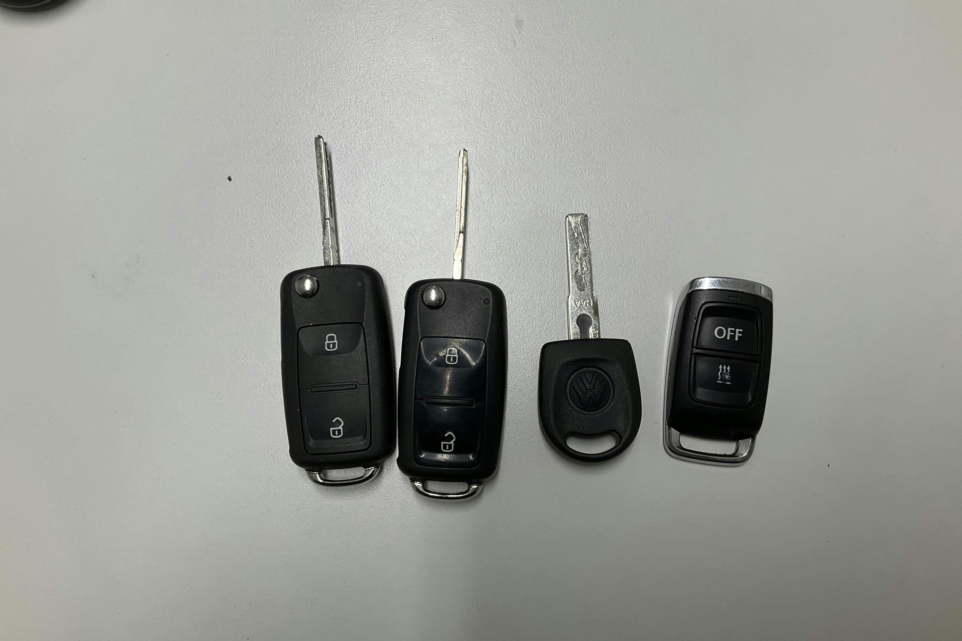 Presentation photo 13 of 13: VW Transporter T6 2.0 TDI BMT Skåp 4MOTION (150hk) - 199 030 km - Manual - white - 2018