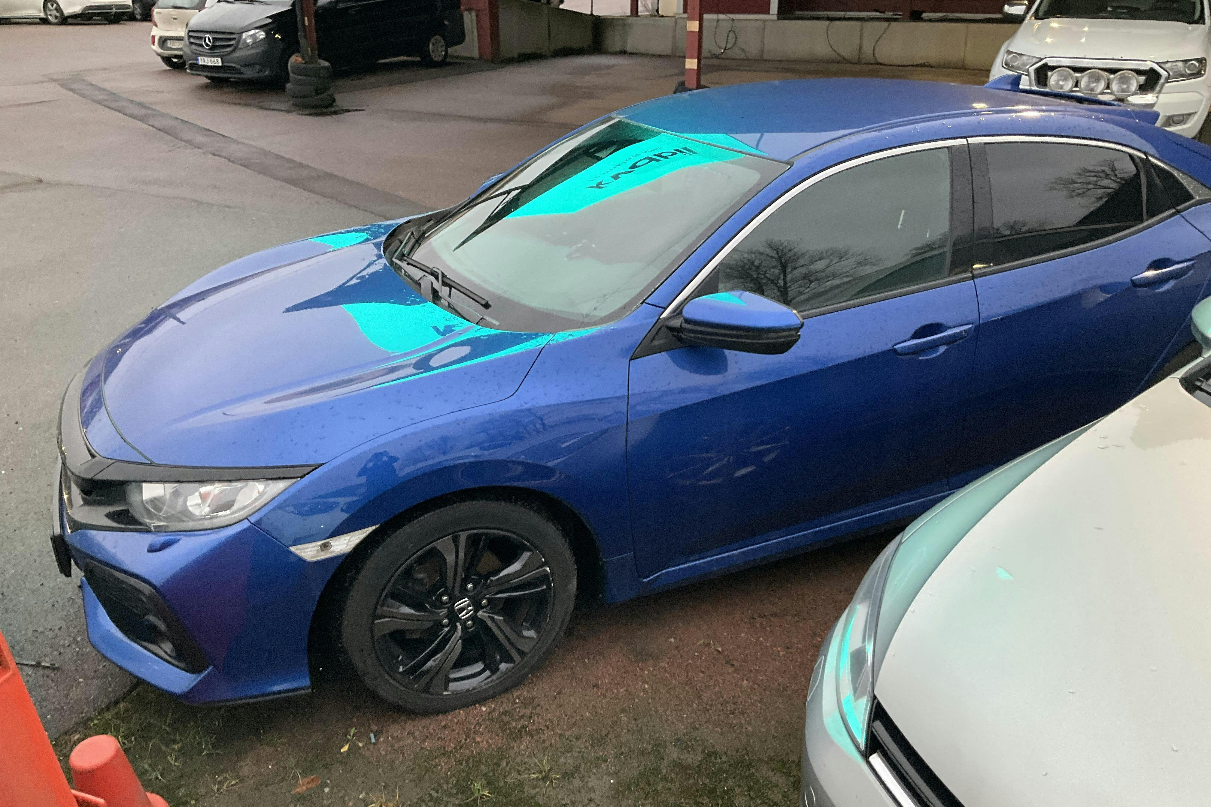 Presentation photo 1 of 12: Honda Civic 1.0 i-VTEC 5dr (126hk) - 162 630 km - Automatic - blue - 2017