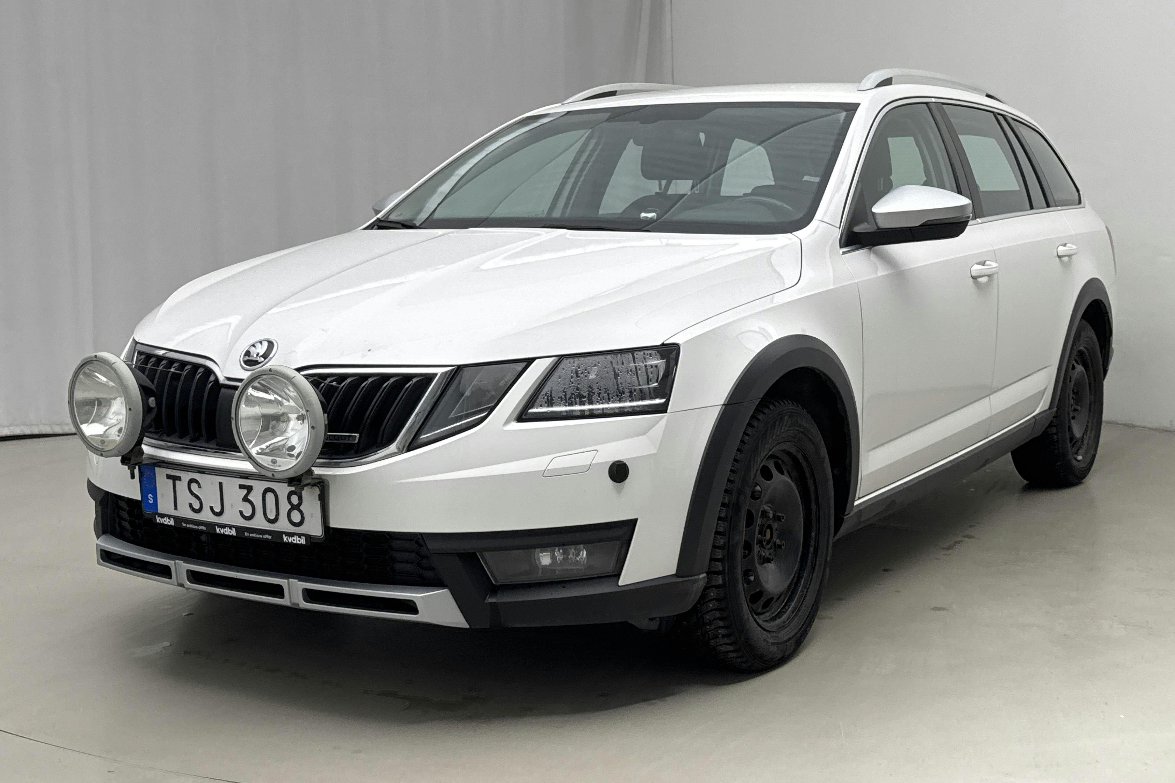 Esitlusfoto 1 aadressil 21: Skoda Octavia Scout II 2.0 TDI 4X4 (150hk) - 172 420 km - Käsitsi - valge - 2018