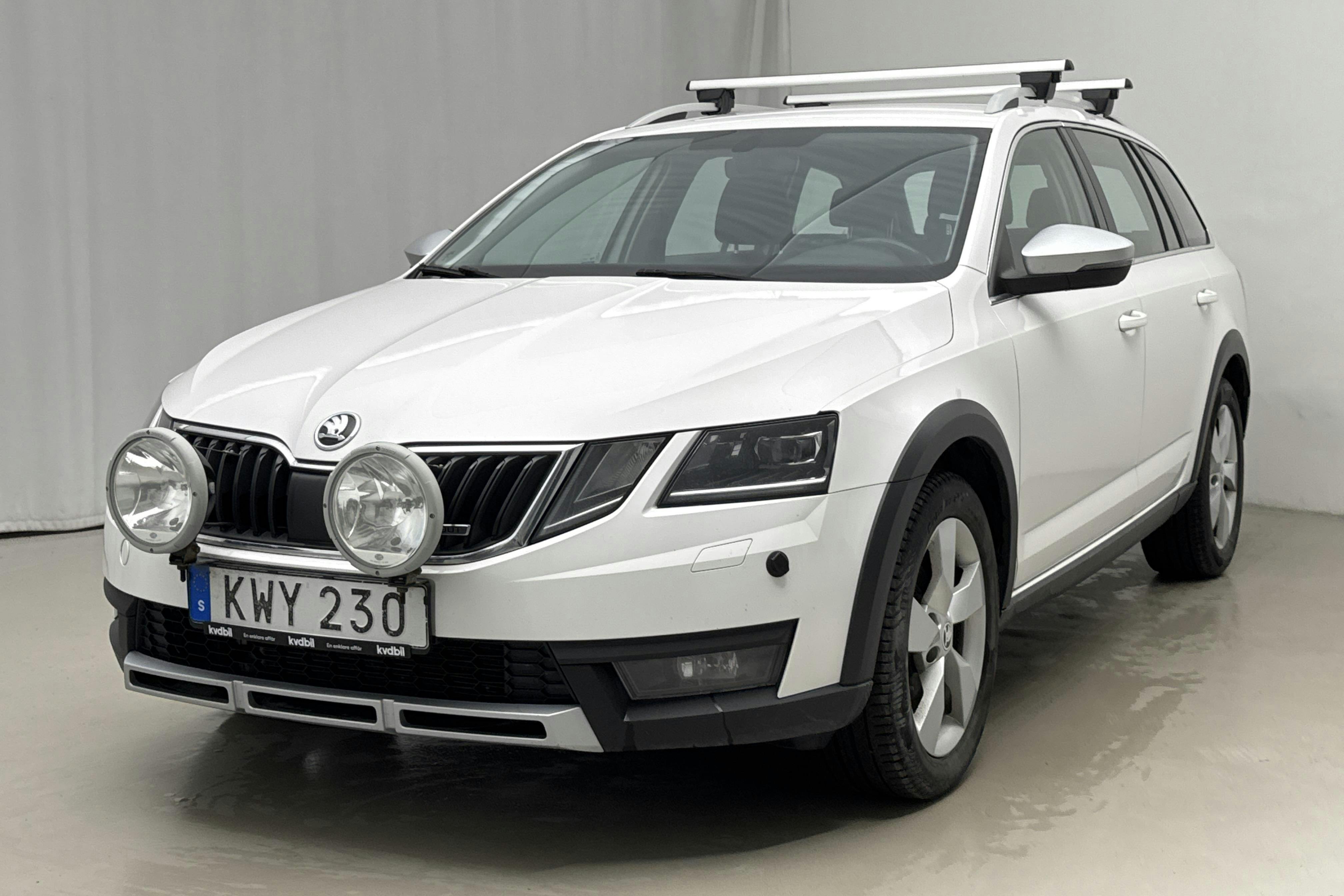 Esitlusfoto 1 aadressil 19: Skoda Octavia Scout II 2.0 TDI 4X4 (150hk) - 177 130 km - Käsitsi - valge - 2018