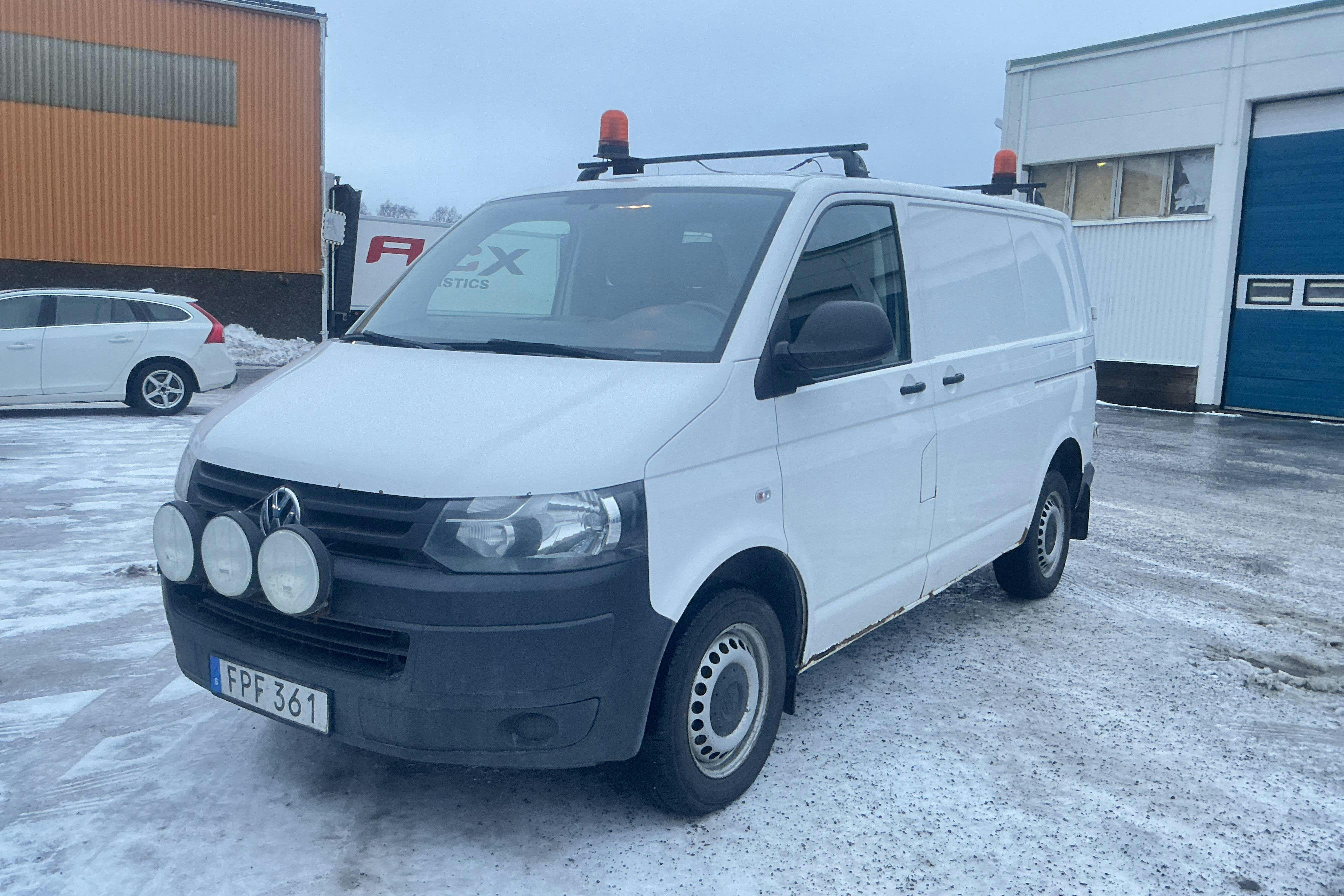 Presentation photo 1 of 14: VW Transporter T5 2.0 TDI 4MOTION (140hk) - 259 830 km - Manual - white - 2015