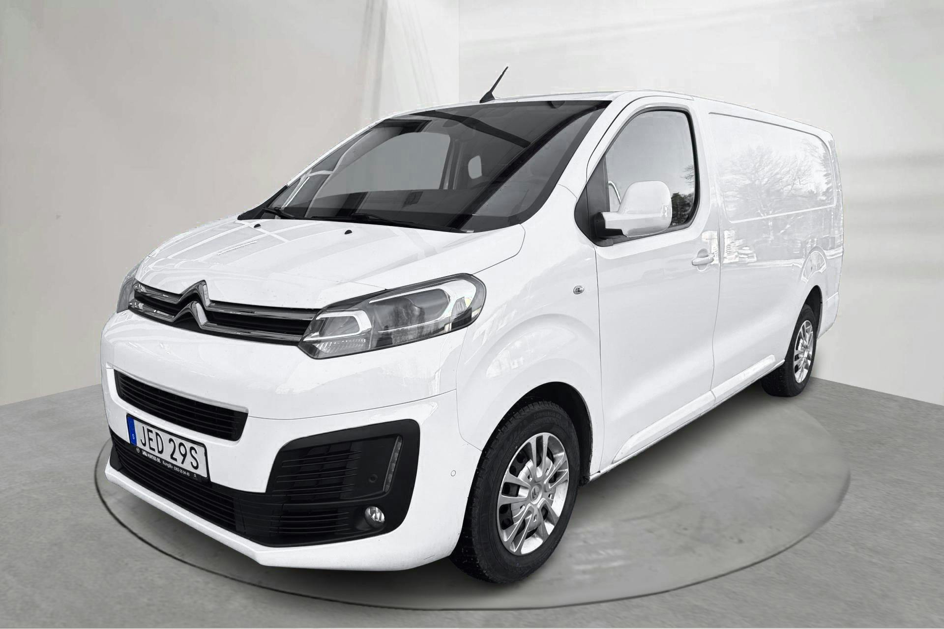 Presentation photo 1 of 13: Citroën Jumpy III 2.0 BlueHDI Skåp (180hk) - 168 710 km - Automatic - white - 2020