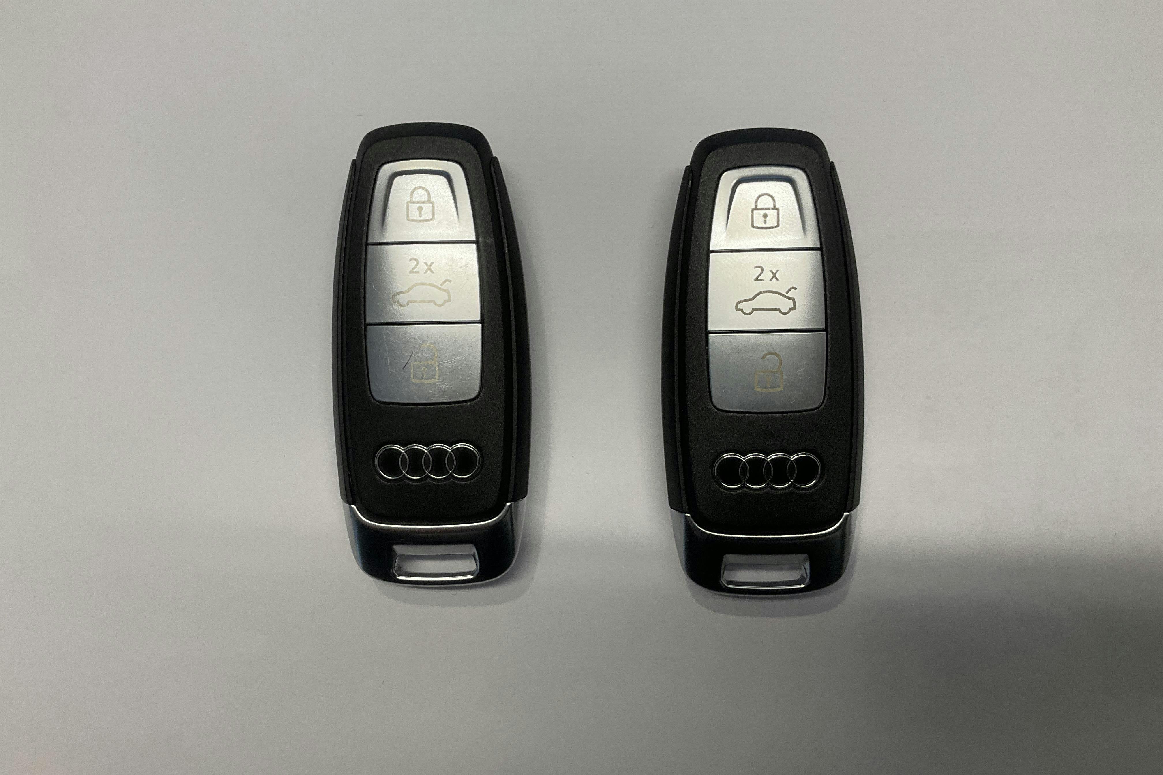 Presentation photo 14 of 14: Audi A3 Sportback 35 TFSI (150hk) - 22 740 km - Automatic - gray - 2023