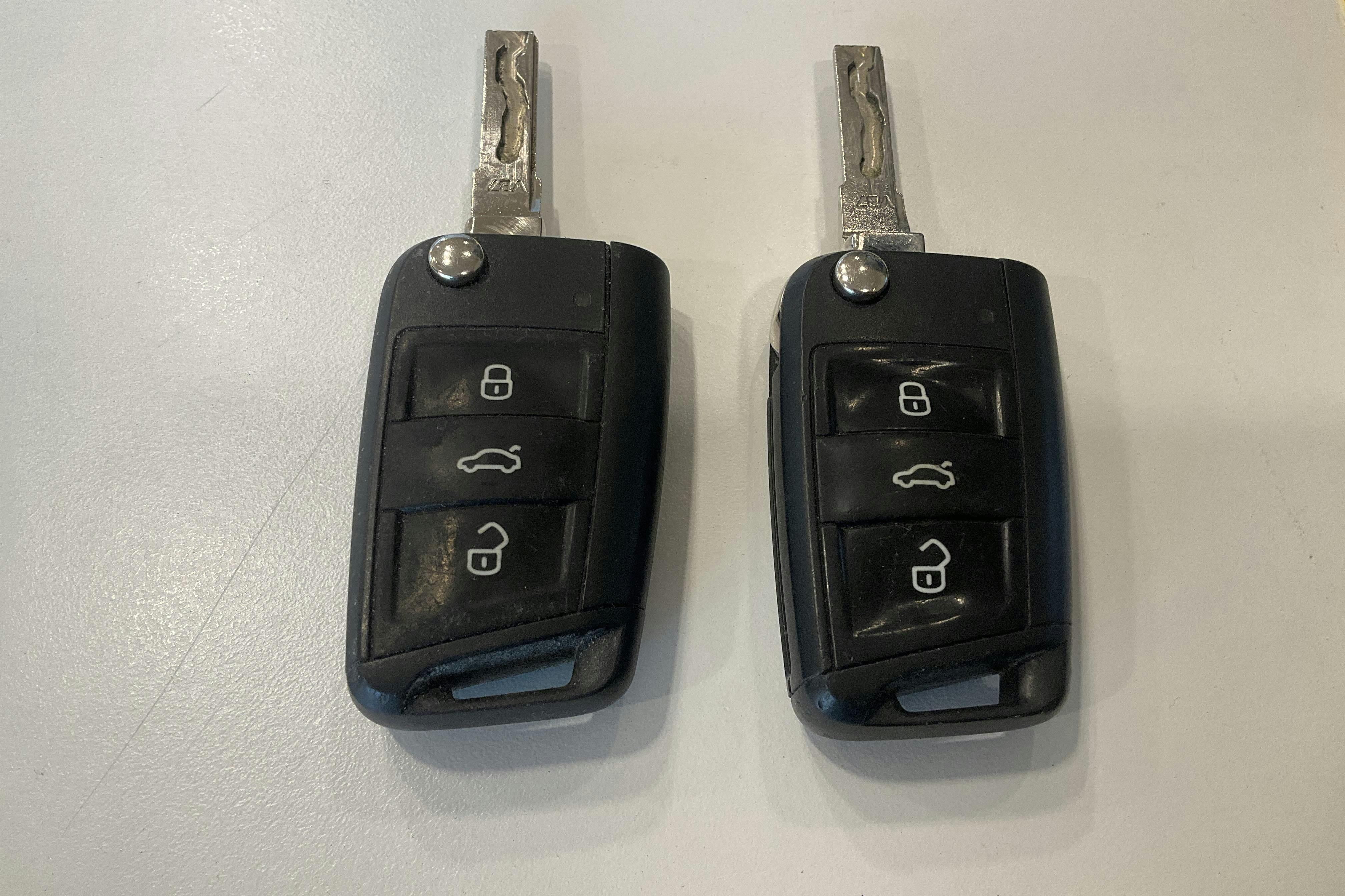 Esitlusfoto 18 aadressil 18: Skoda Octavia III 2.0 TSI RS (220hk) - 164 180 km - Automaatne - sinine - 2015