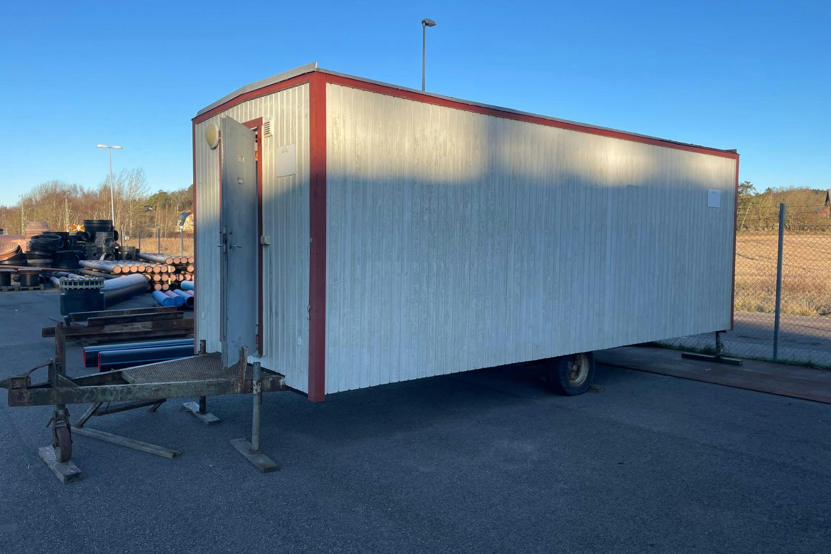 Esittelykuva 1 osoitteesta 41: Manskapsvagn okänt fabrikat - 0 km