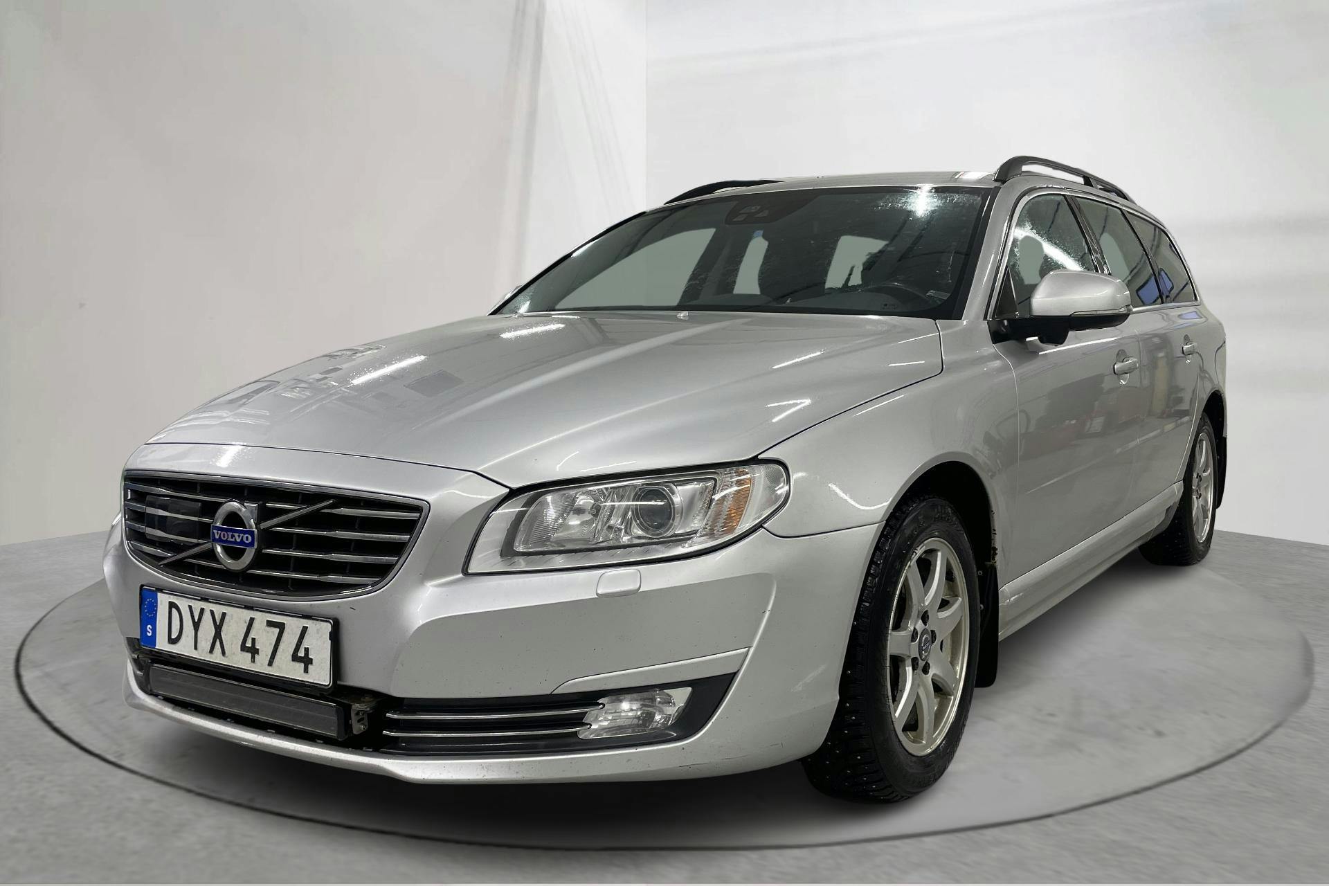 Volvo V70 II D5 AWD (215hk) - 28 535 mil - Automat - silver - 2015