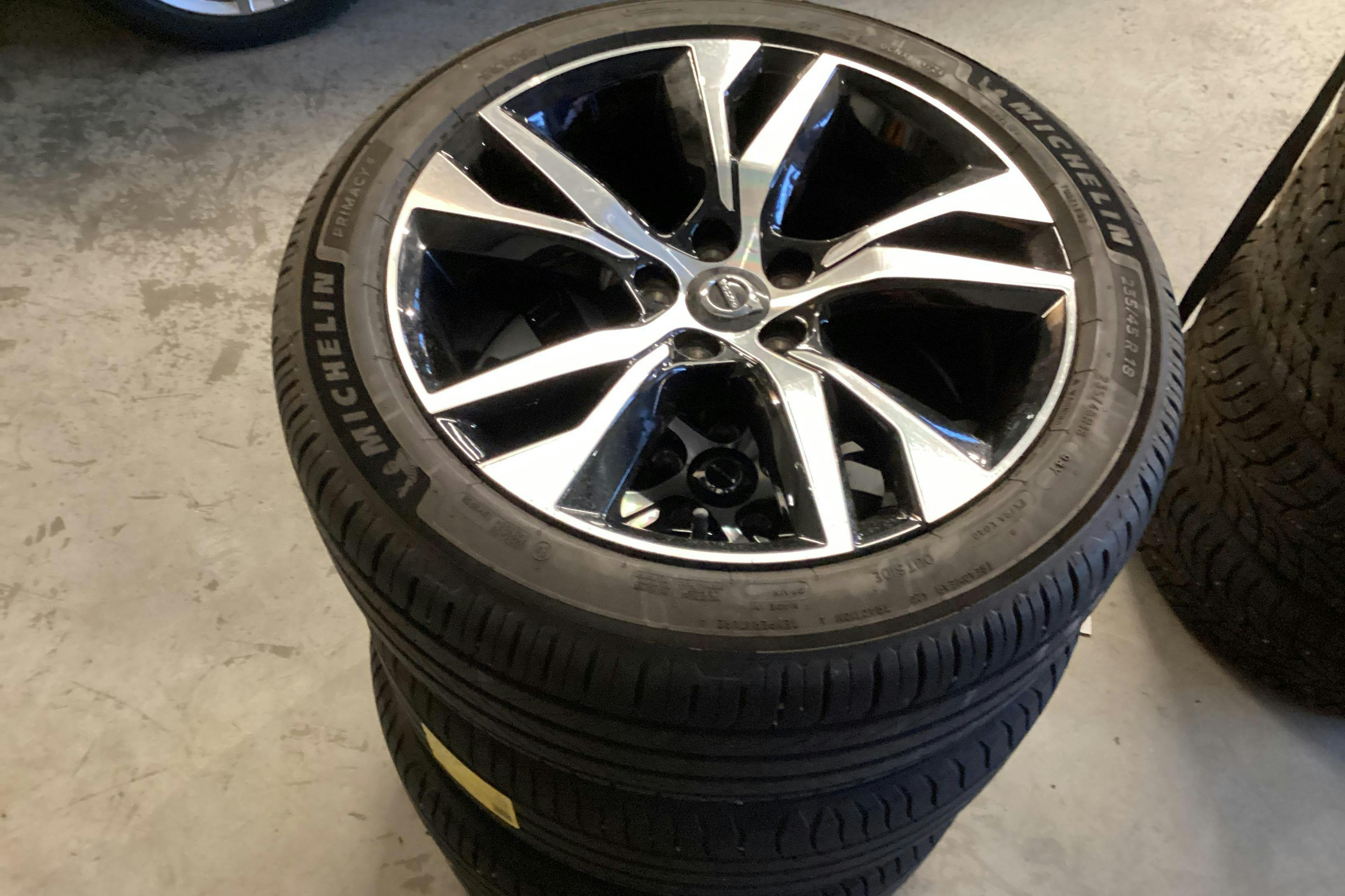 Presentation photo 13 of 13: Volvo V60 B4 Mildhybrid, Diesel (197hk) - 99 240 km - Automatic - Dark Blue - 2023