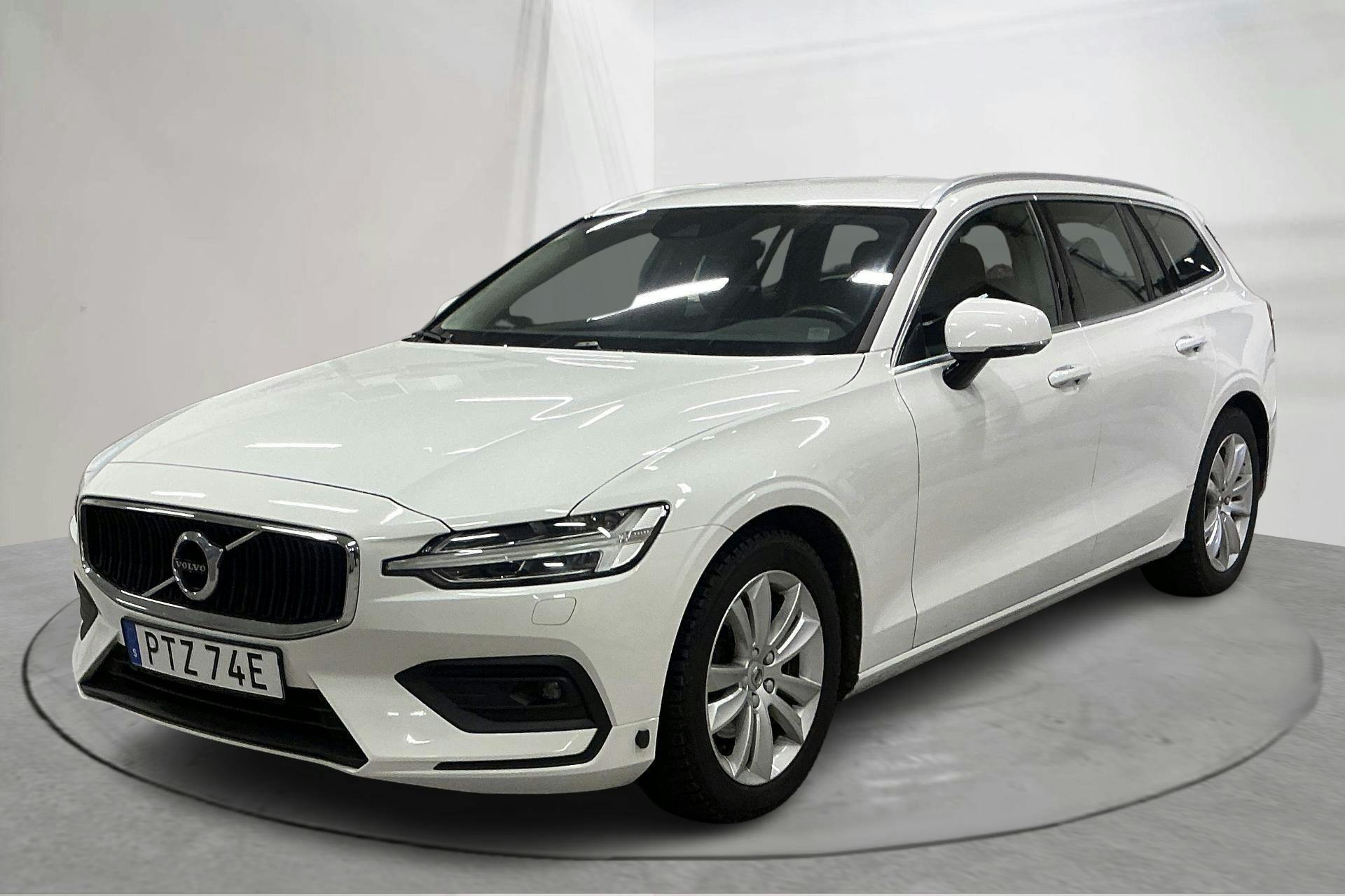 Esitlusfoto 1 aadressil 15: Volvo V60 D4 (190hk) - 137 040 km - Automaatne - valge - 2021