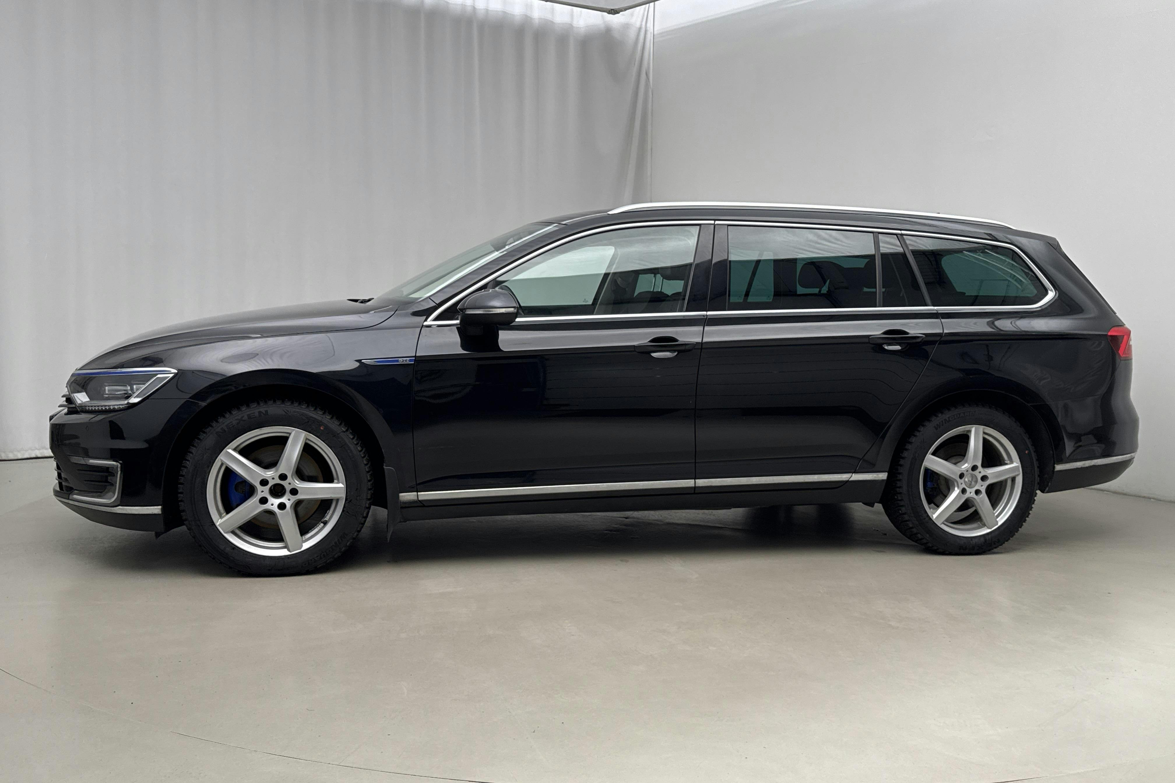 Esitlusfoto 2 aadressil 22: VW Passat 1.4 Plug-in-Hybrid Sportscombi (218hk) - 127 560 km - Automaatne - must - 2018