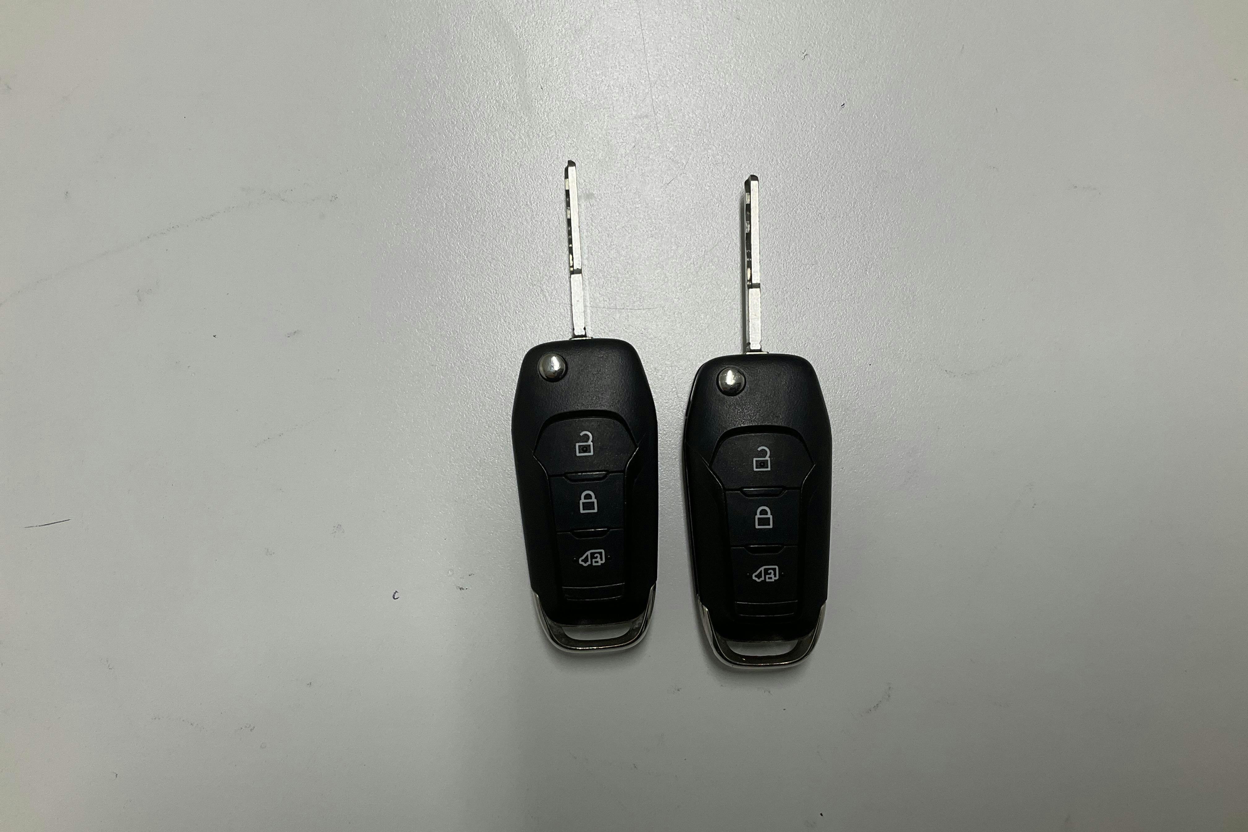 Presentationsfoto 14 av 14: Ford Transit Connect 1.5 EcoBlue (100hk) - 4 394 mil - Automat - vit - 2022