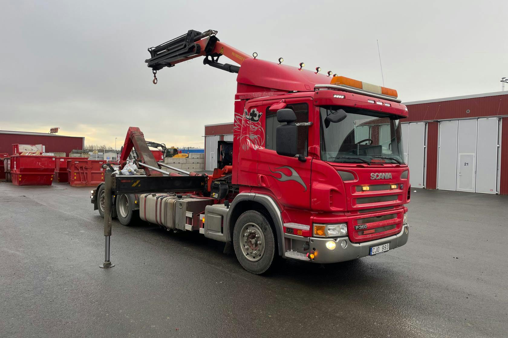 Esittelykuva 2 osoitteesta 53: SCANIA P360 - 689 233 km - Automaattinen - punainen - 2011