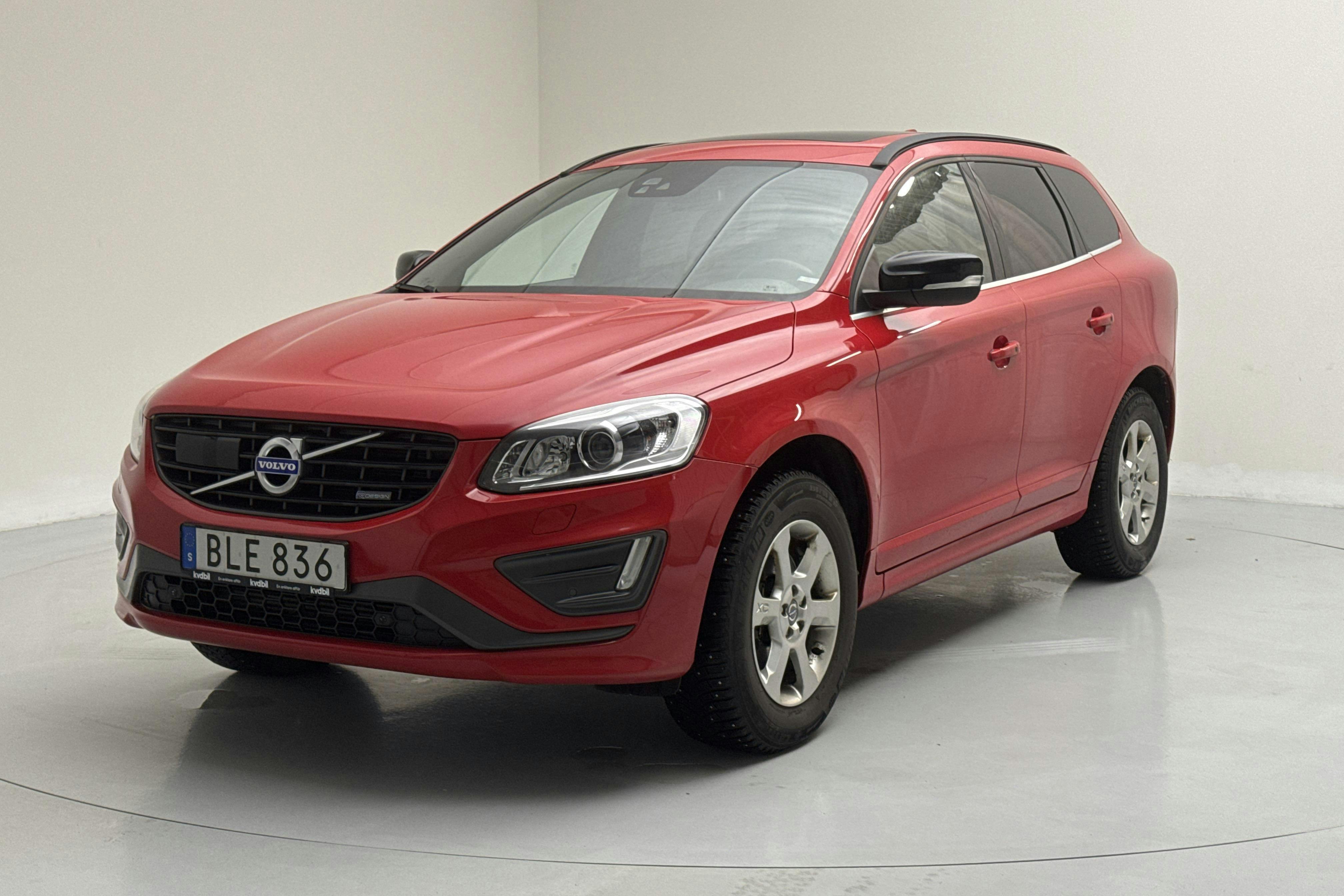 Presentation photo 1 of 16: Volvo XC60 D5 AWD (215hk) - 165 160 km - Automatic - red - 2014