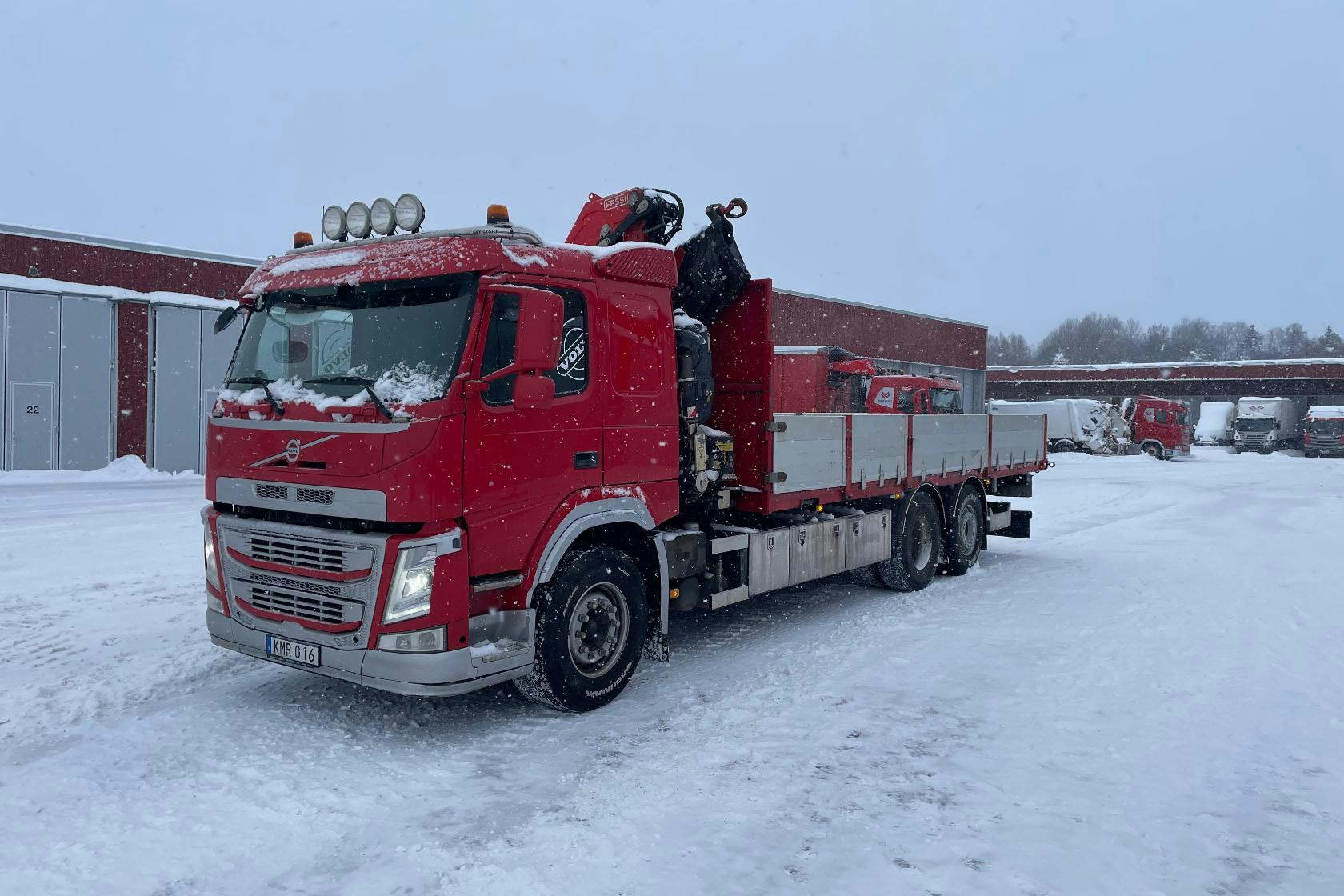 Presentationsfoto 1 av 59: VOLVO FM - 350 248 km - Automat - vit - 2016
