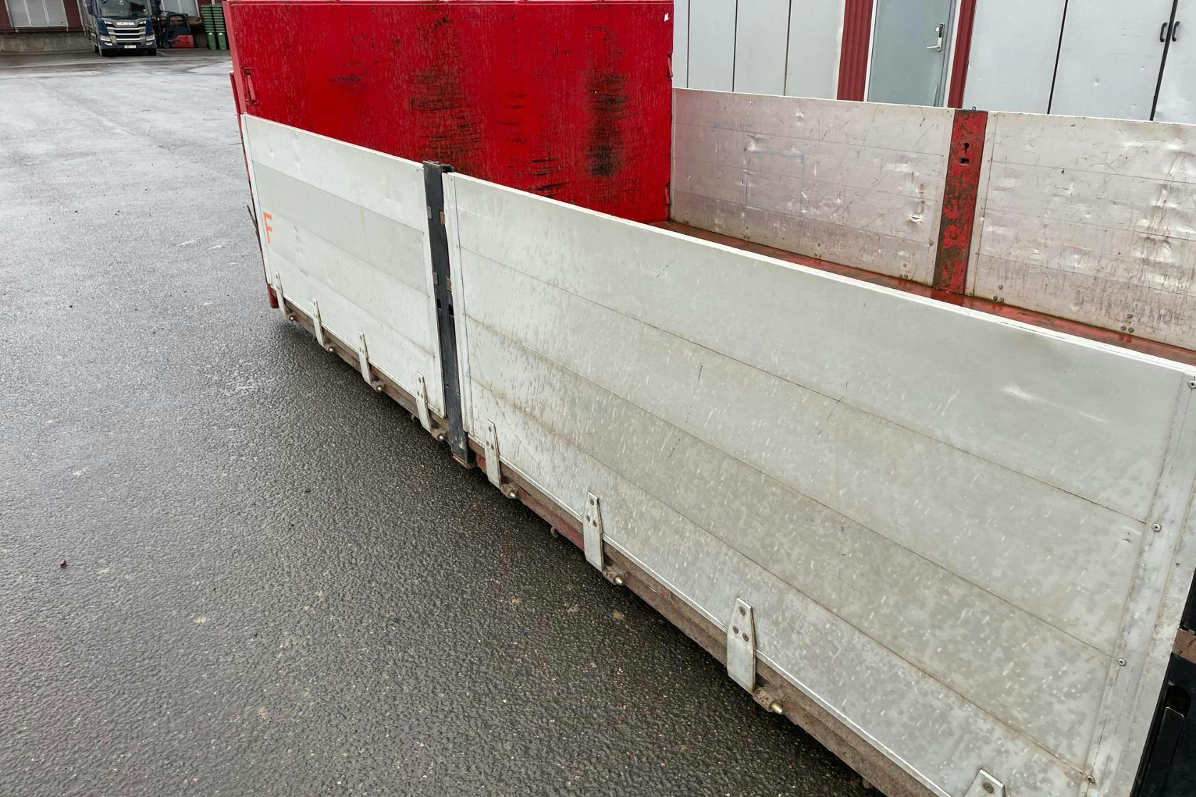 Esittelykuva 19 osoitteesta 19: FLAKAB Lastväxlarflak - 0 km