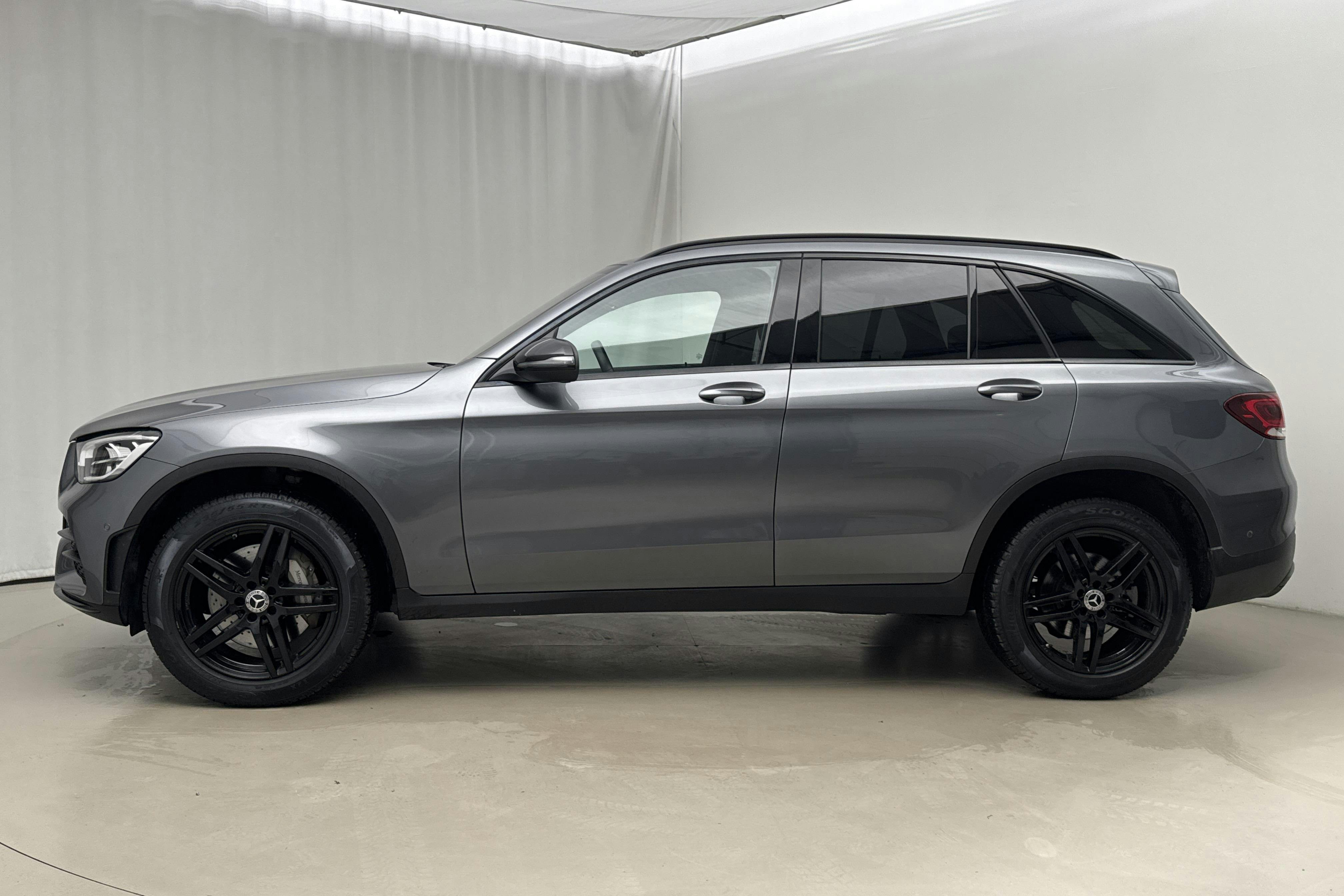 Esittelykuva 2 osoitteesta 20: Mercedes GLC 300 e 4MATIC X253 (333hk) - 77 960 km - Automaattinen - harmaa - 2022