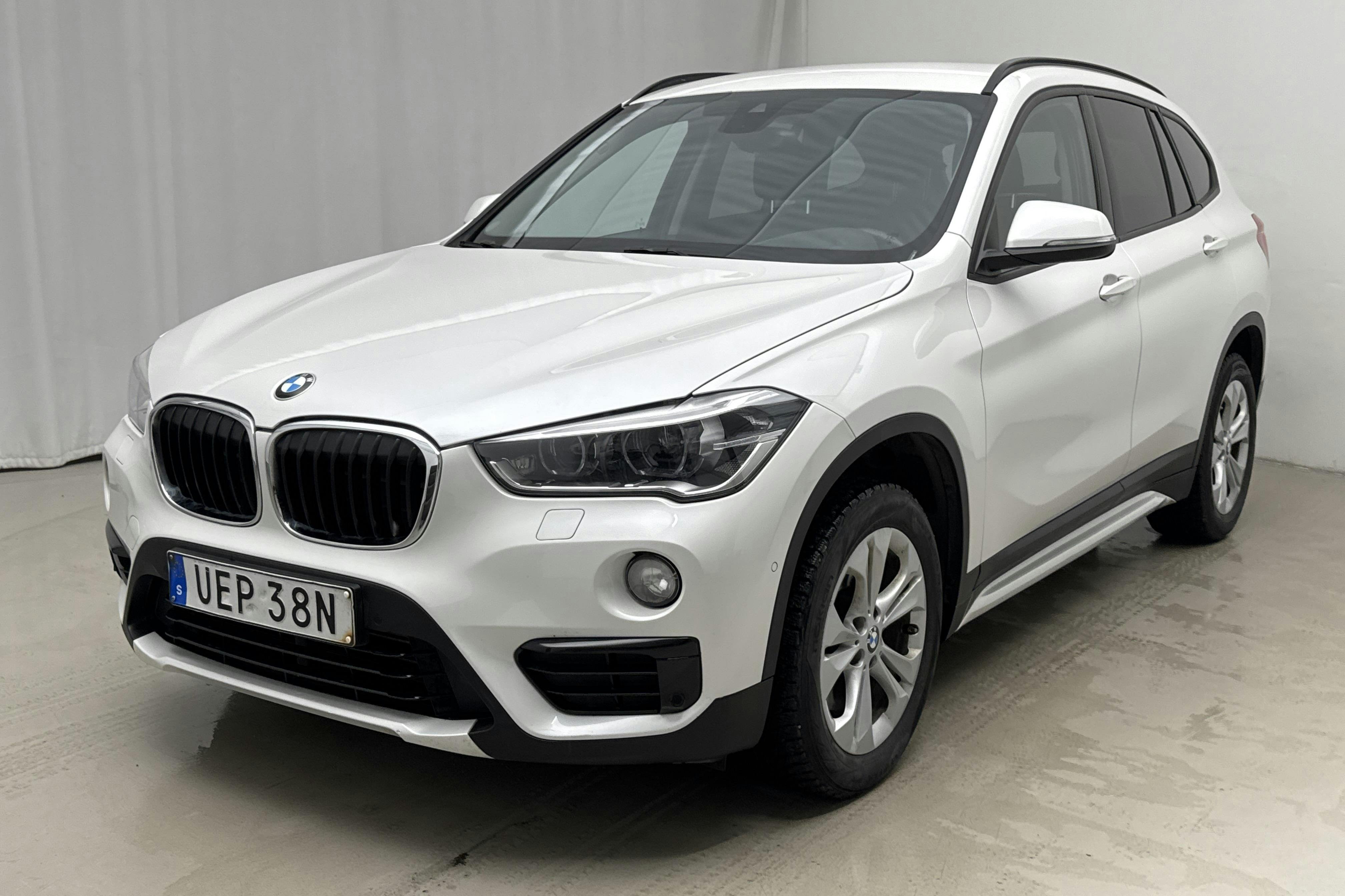 Esitlusfoto 1 aadressil 14: BMW X1 xDrive20d, F48 (190hk) - 76 450 km - Automaatne - valge - 2019