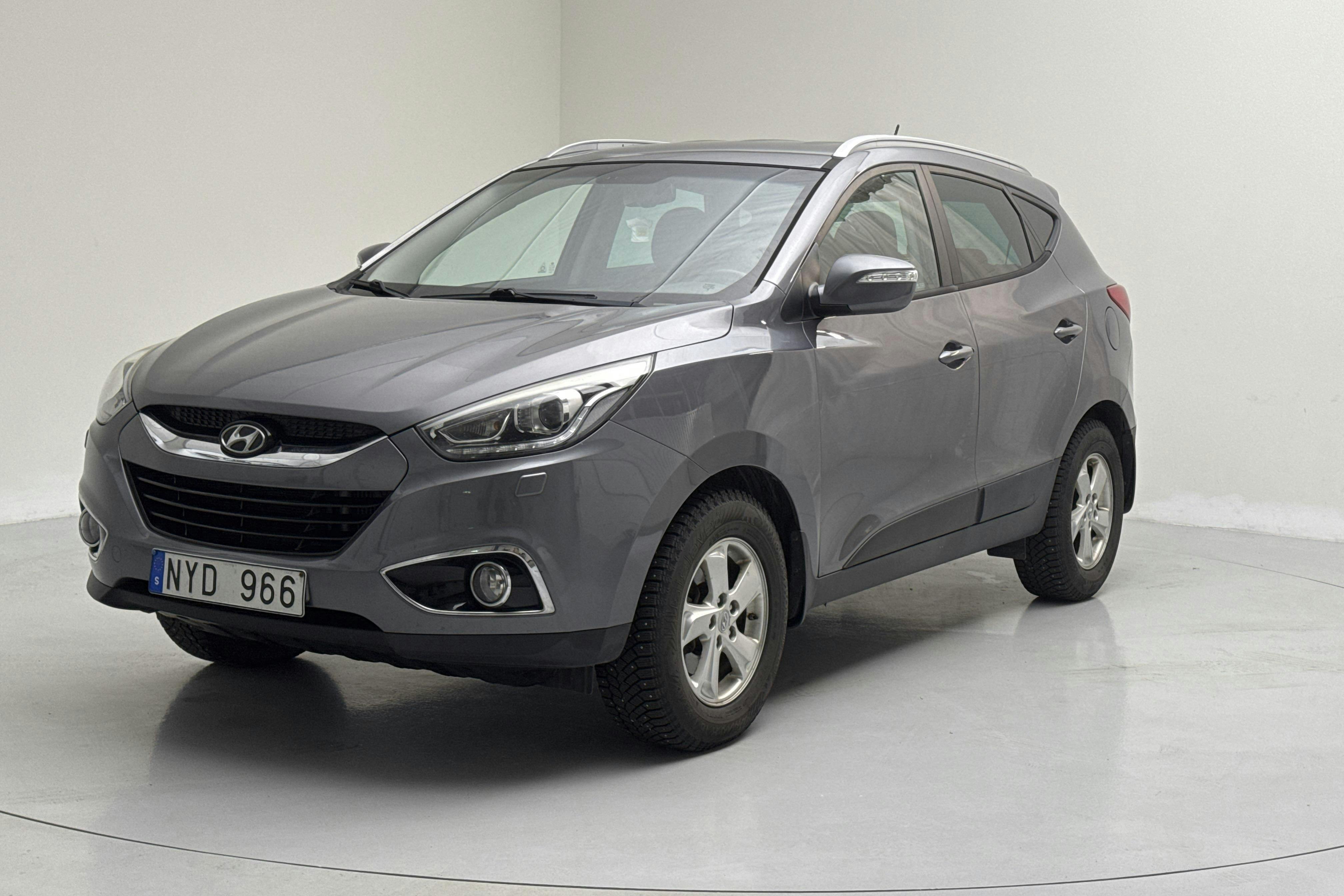 Esittelykuva 1 osoitteesta 13: Hyundai iX35 1.7 CRDi 2WD (115hk) - 189 590 km - Manuaalinen - harmaa - 2014