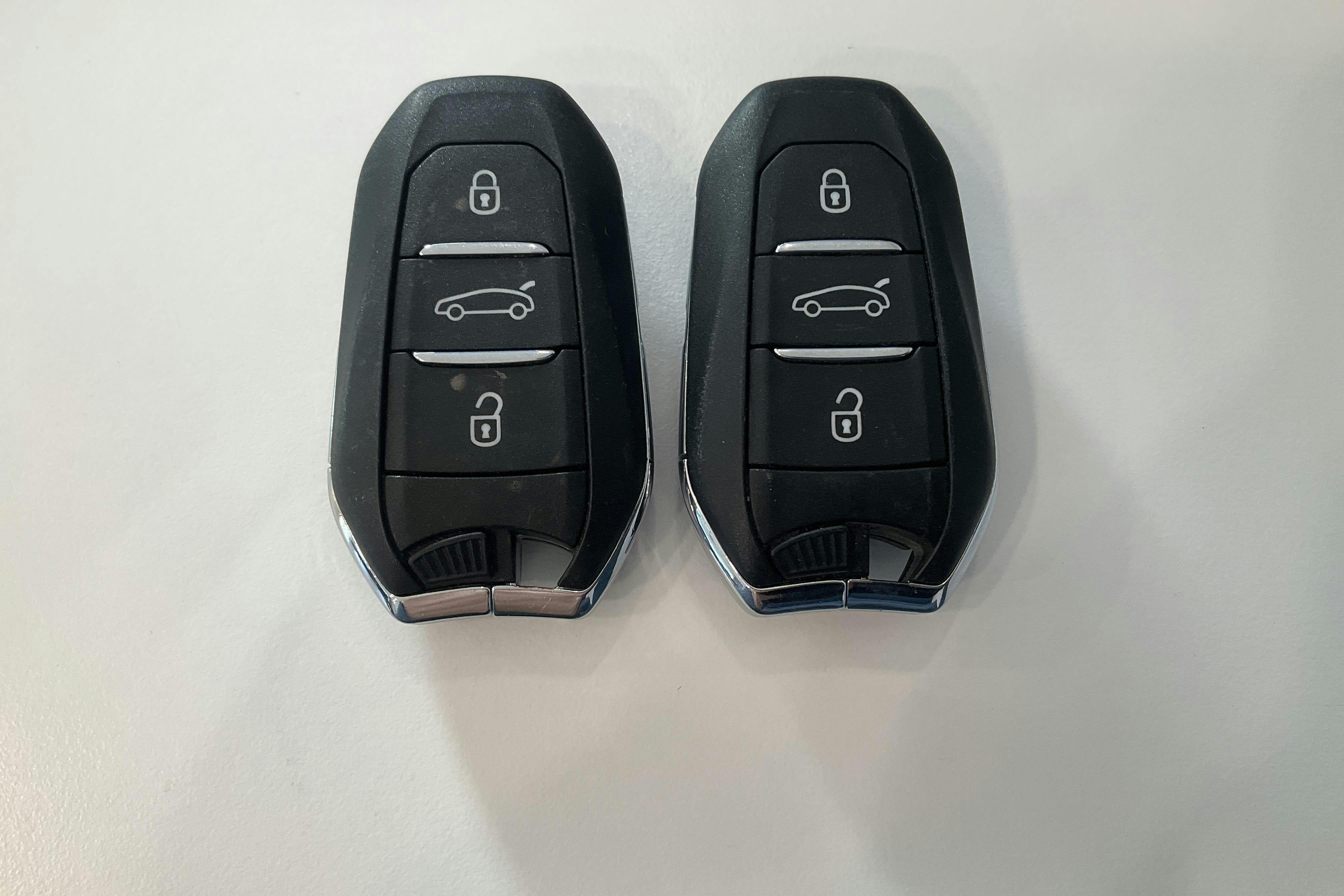 Presentation photo 18 of 18: DS DS7 Crossback PureTech (180hk) - 54 440 km - Automatic - white - 2022