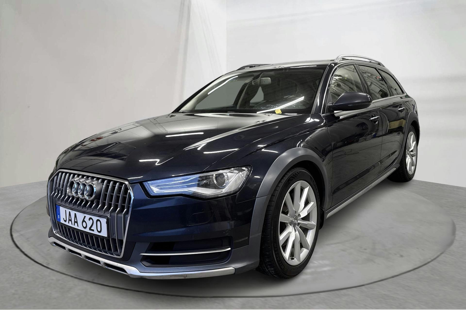 Presentationsfoto 1 av 16: Audi A6 Allroad 3.0 TDI quattro (218hk) - 35 585 mil - Automat - blå - 2016