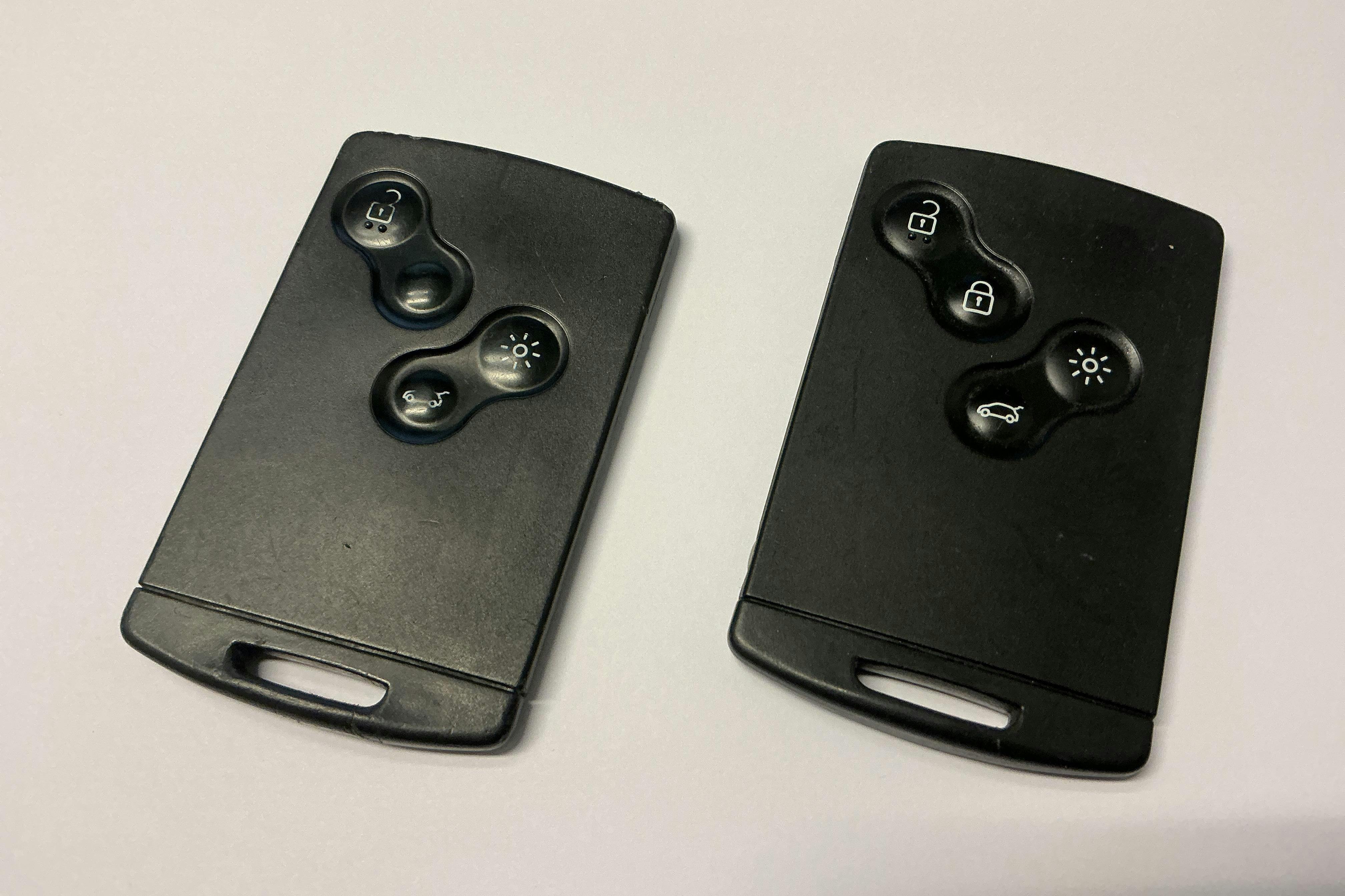 Presentation photo 15 of 15: Renault Clio IV 0.9 TCe 75 5dr (75hk) - 137 330 km - Manual - white - 2019