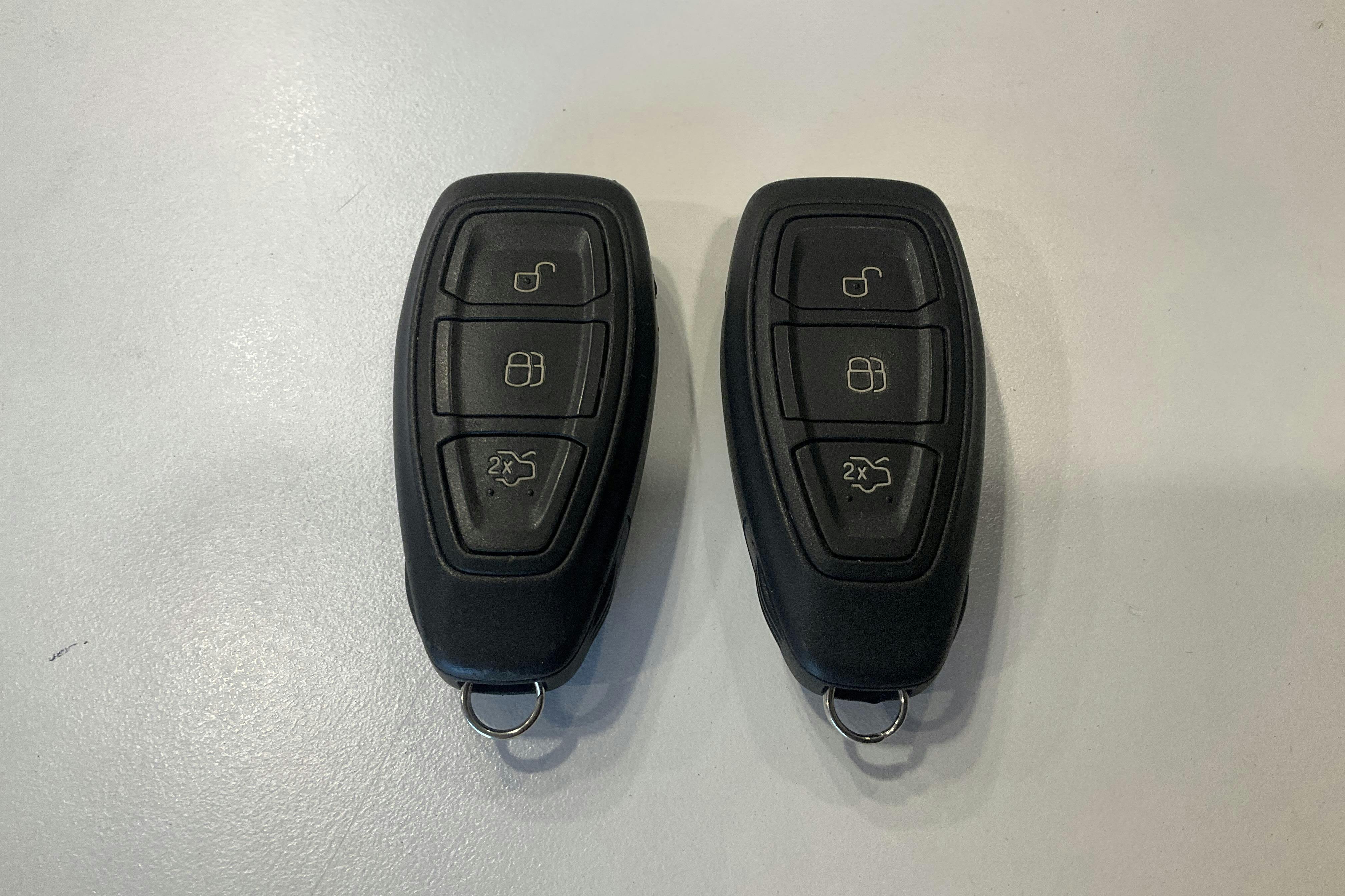 Esittelykuva 17 osoitteesta 17: Ford Focus 1.0 EcoBoost Kombi (125hk) - 126 040 km - Manuaalinen - ruskea - 2016