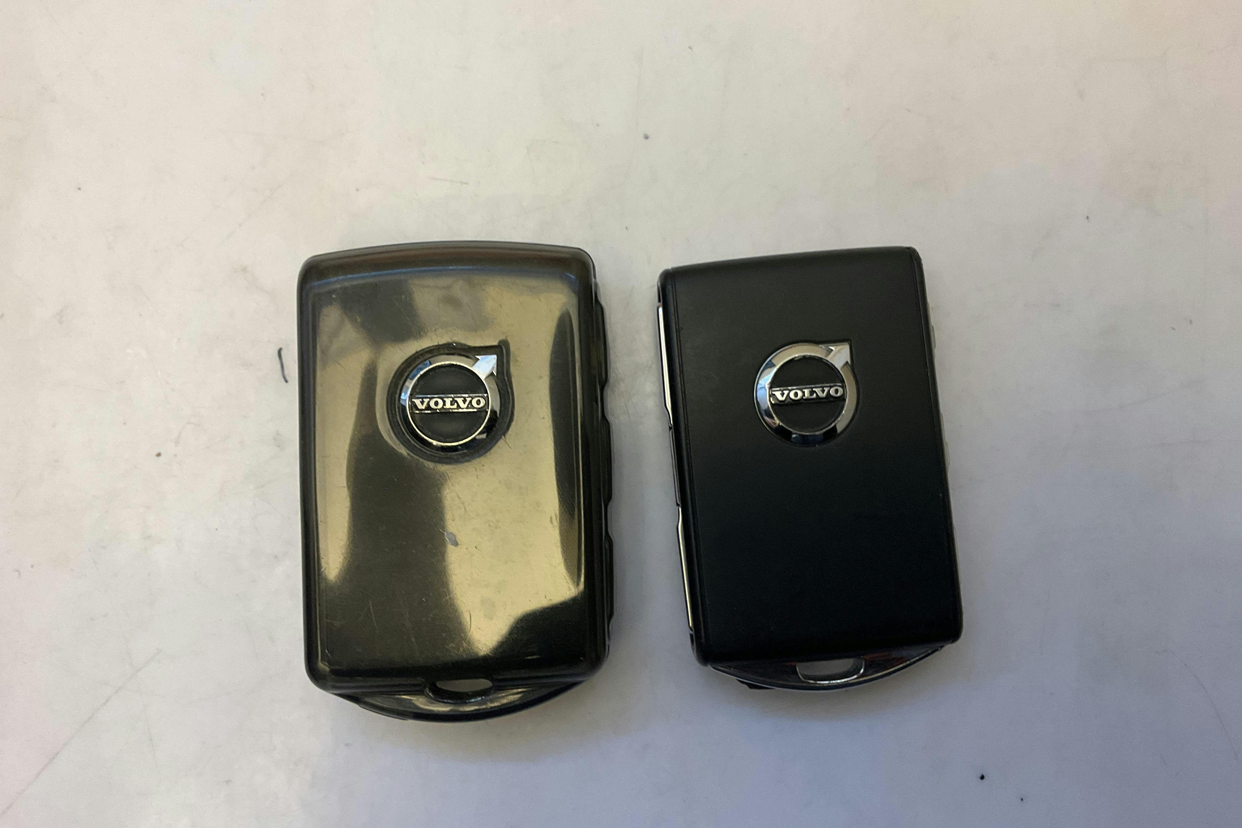 Esitlusfoto 17 aadressil 17: Volvo V60 T6 AWD Twin Engine (340hk) - 152 180 km - Automaatne - must - 2020