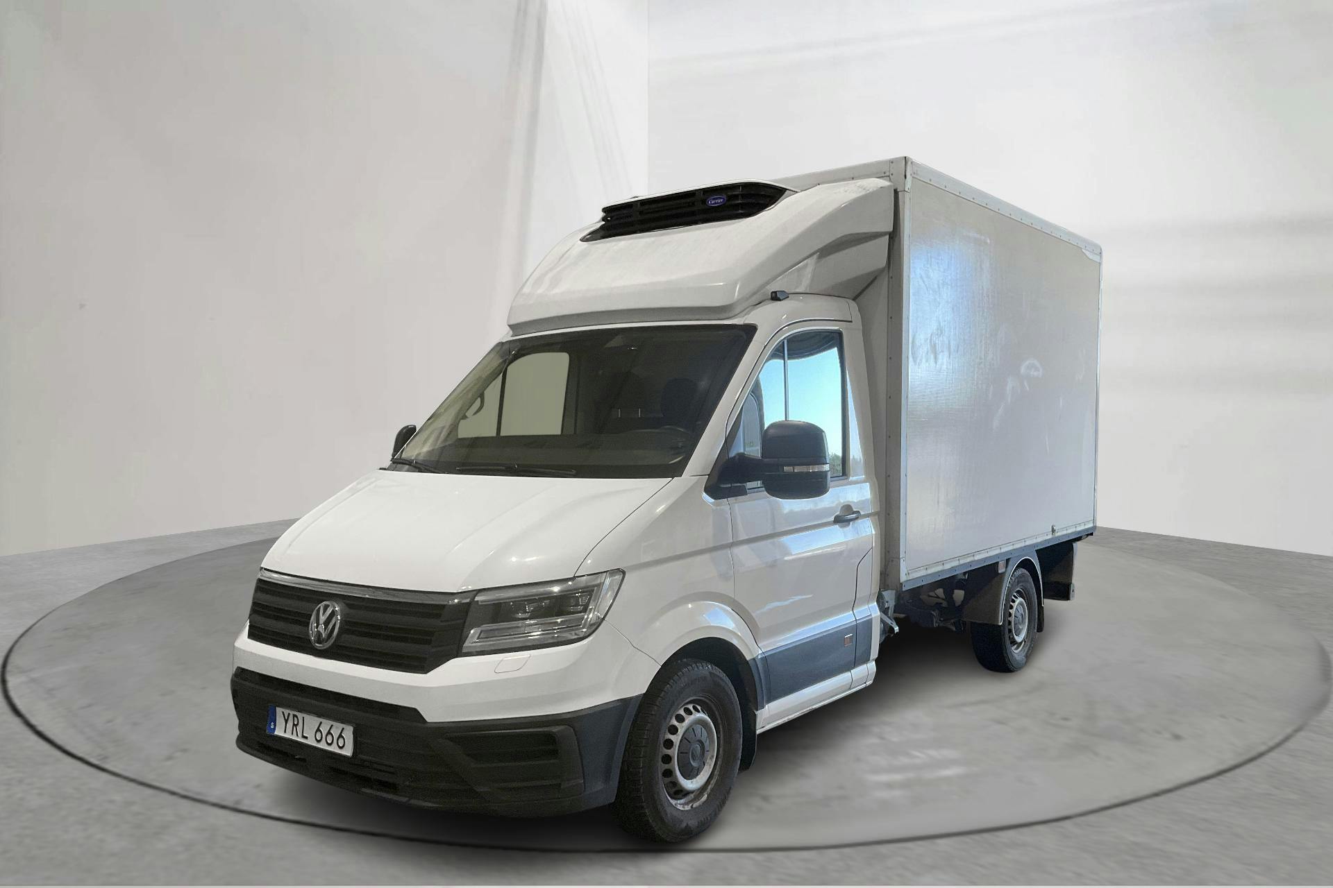 Presentation photo 1 of 16: VW Crafter 35 2.0 TDI Volymskåp (177hk) - 165 020 km - Automatic - white - 2019