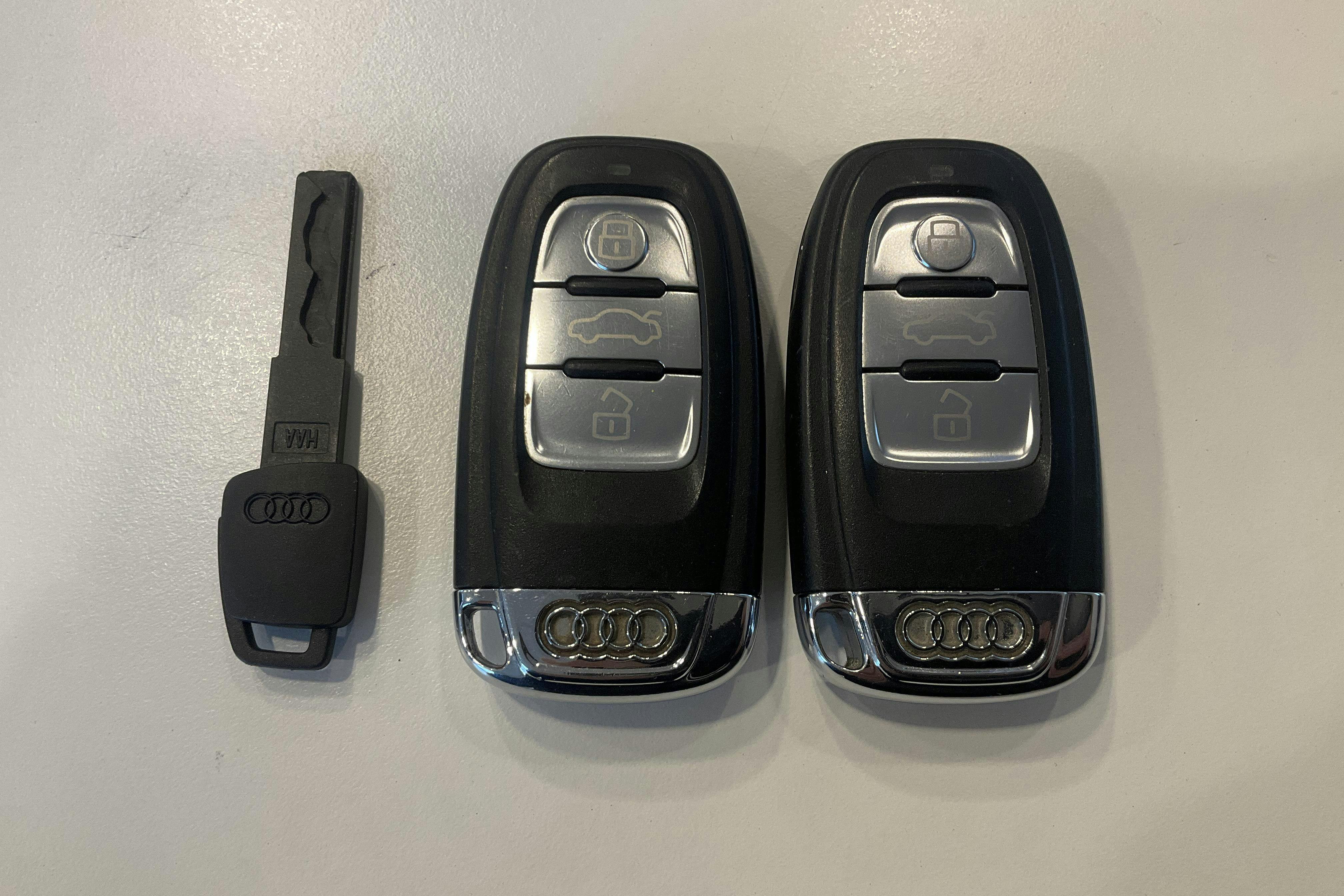 Esittelykuva 17 osoitteesta 17: Audi Q5 2.0 TDI quattro (170hk) - 160 000 km - Automaattinen - musta - 2012