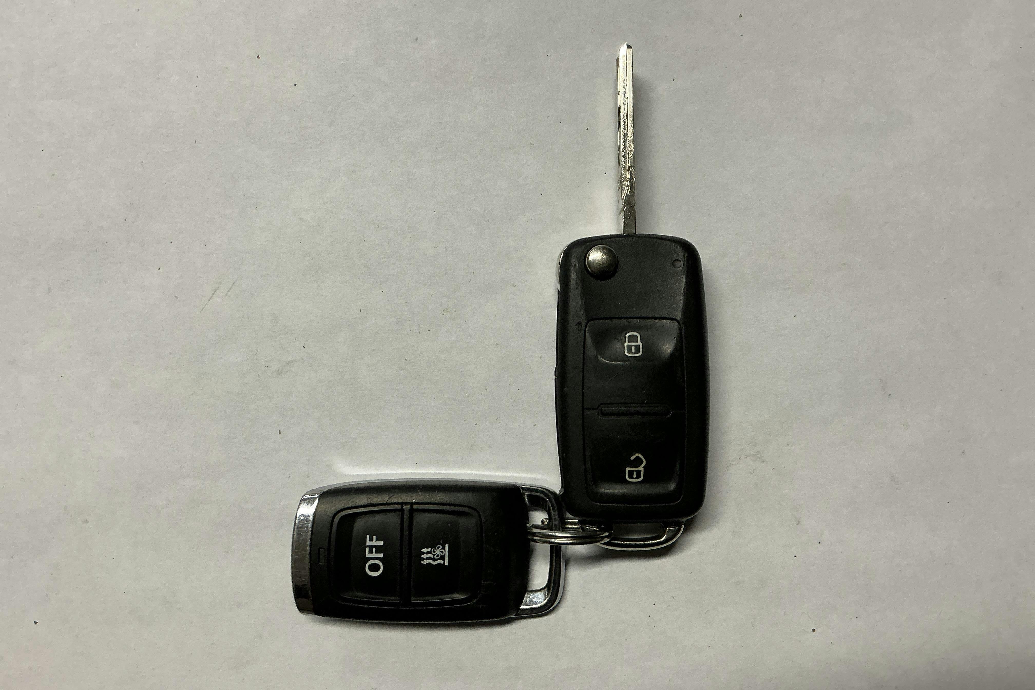 Presentation photo 20 of 20: VW Transporter Kombi T6 2.0 TDI BMT 4MOTION (150hk) - 198 840 km - Manual - white - 2018