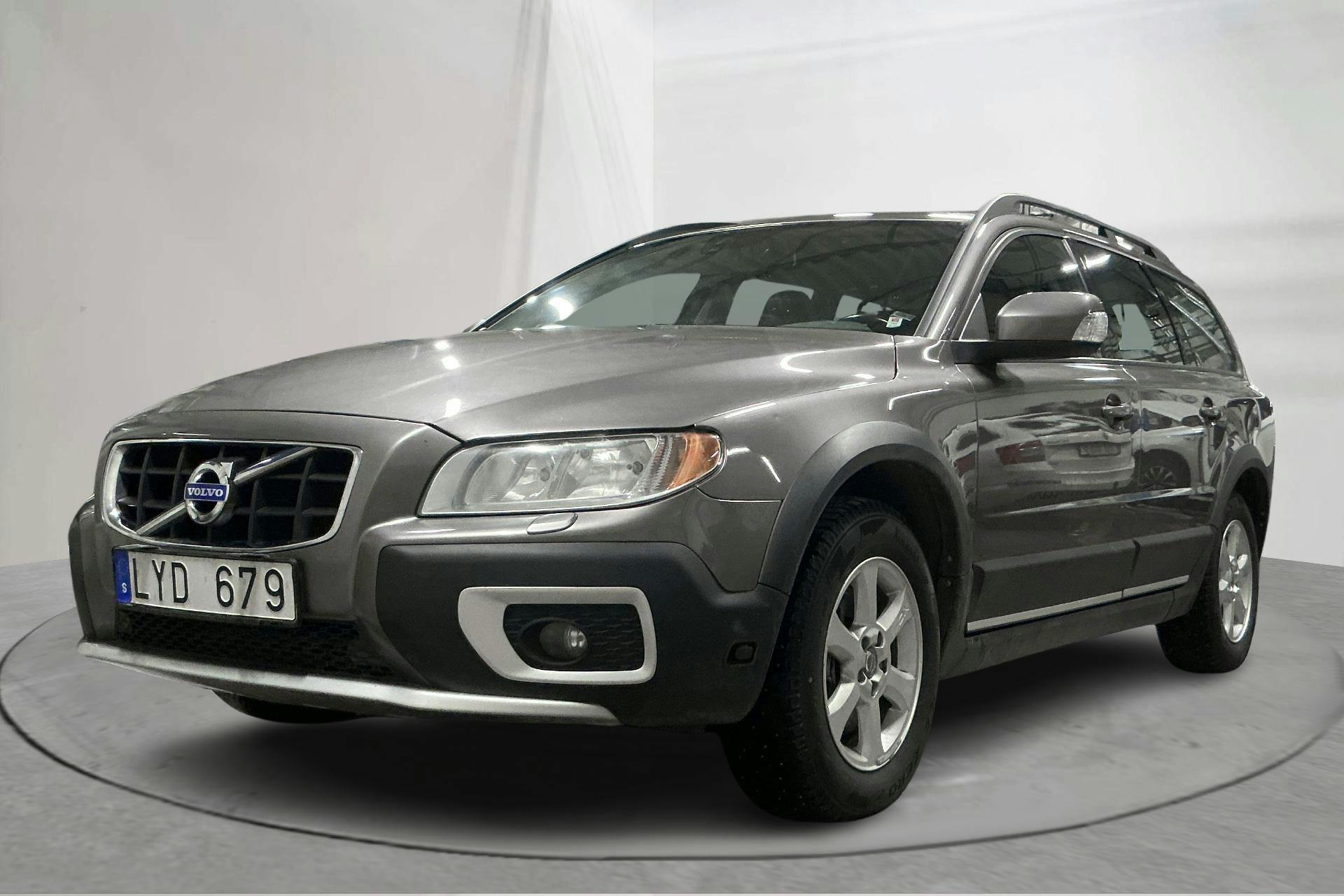 Presentationsfoto 1 av 13: Volvo XC70 II D3 AWD (163hk) - 22 049 mil - Manuell - grå - 2012