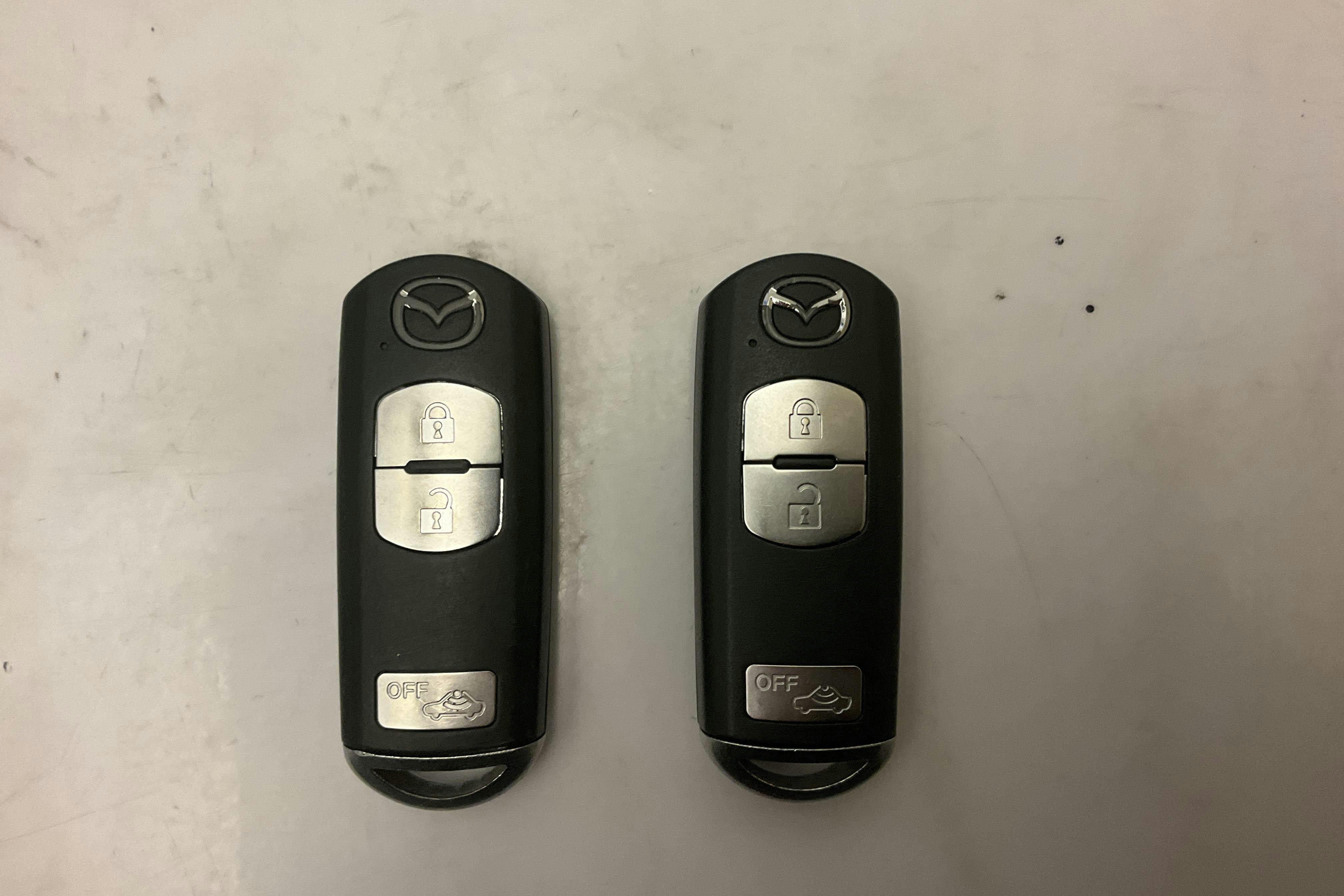 Esittelykuva 14 osoitteesta 14: Mazda 6 2.2 DE Kombi (175hk) - 167 570 km - Automaattinen - harmaa - 2017