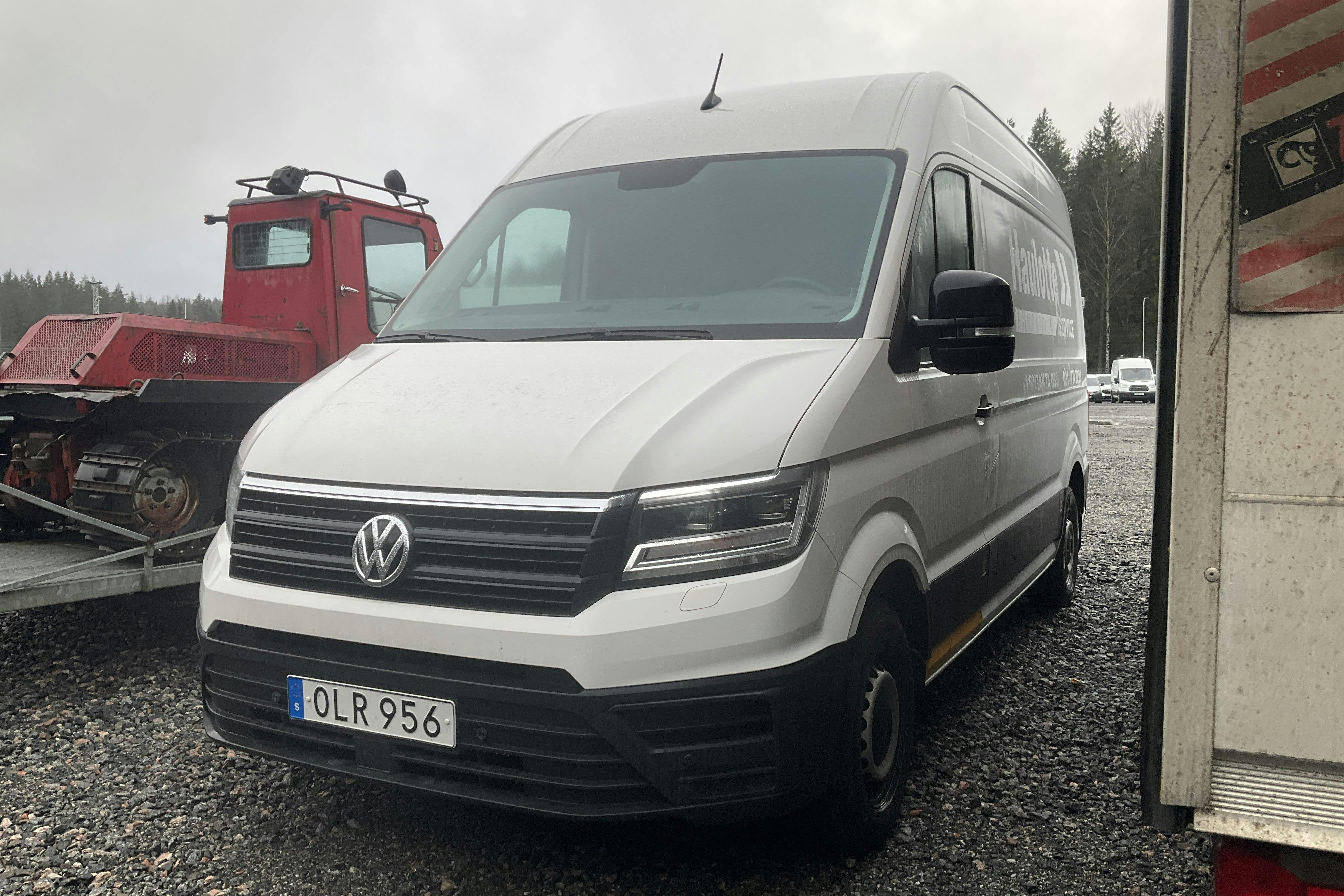 Presentation photo 1 of 12: VW Crafter 35 2.0 TDI Skåp (177hk) - 184 030 km - Automatic - white - 2019